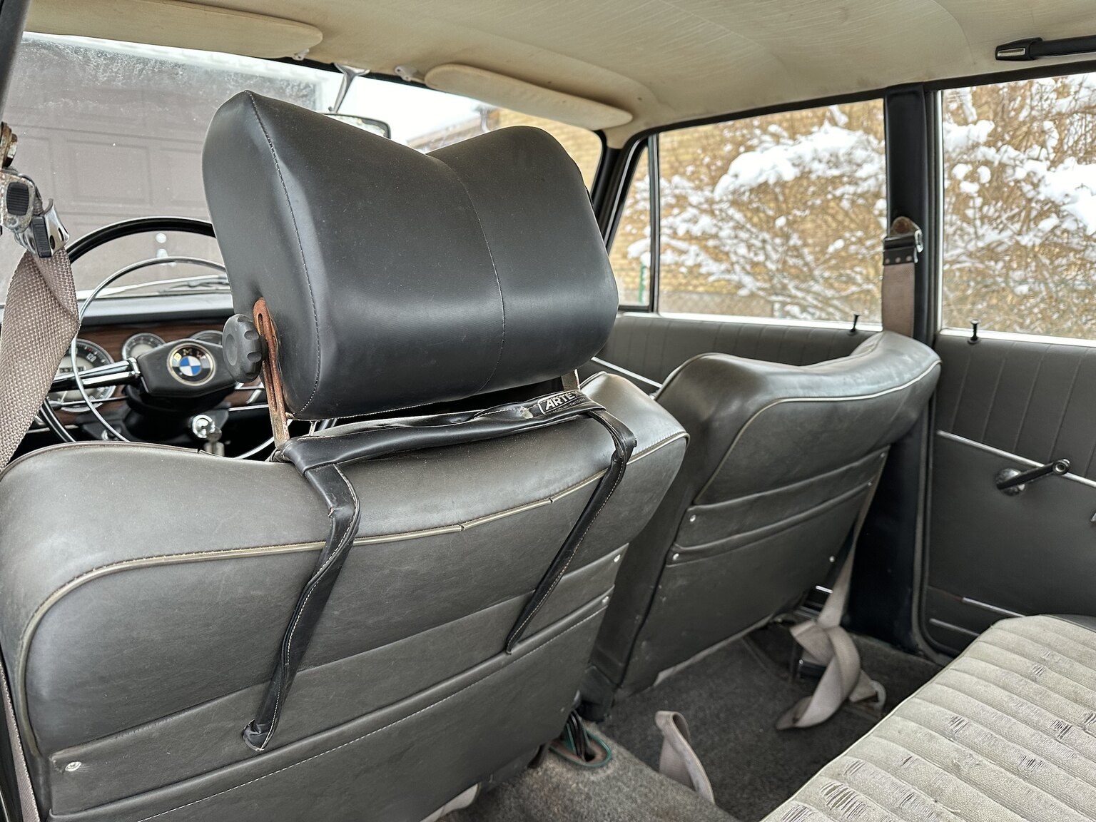 Interior image of 1965 BMW 1600