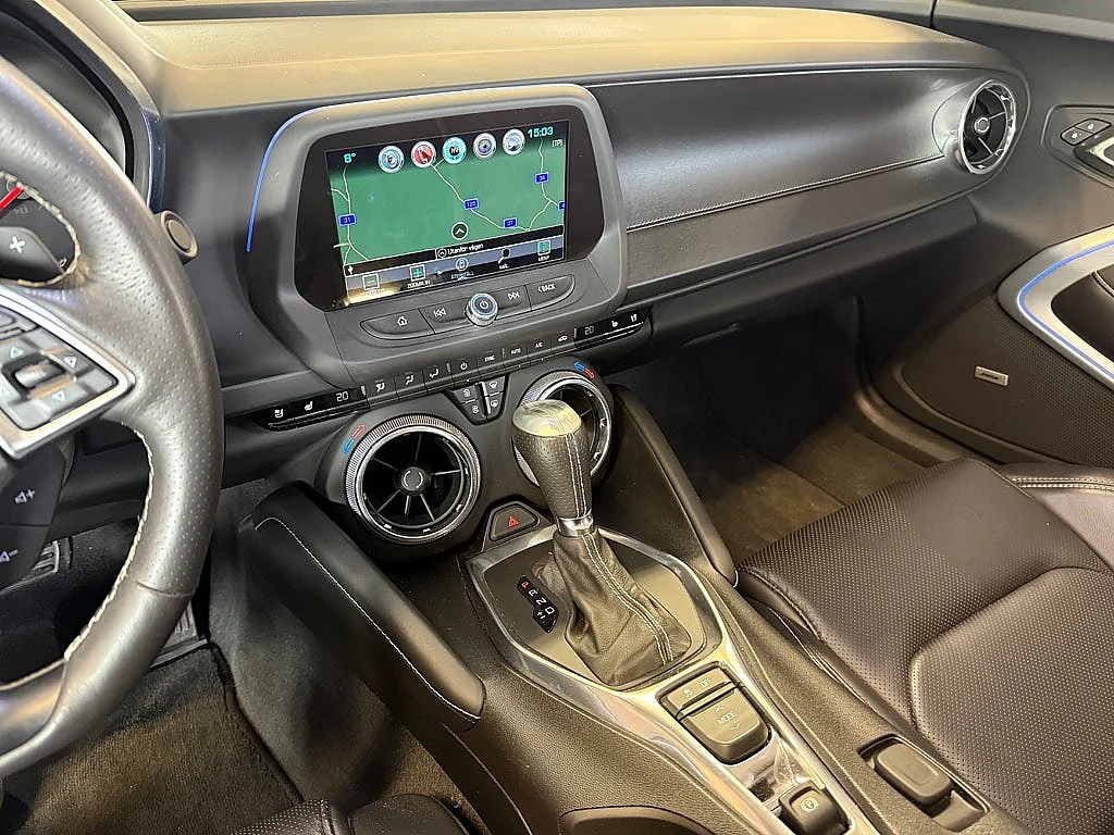Bild von 2018 Chevrolet Camaro (22)