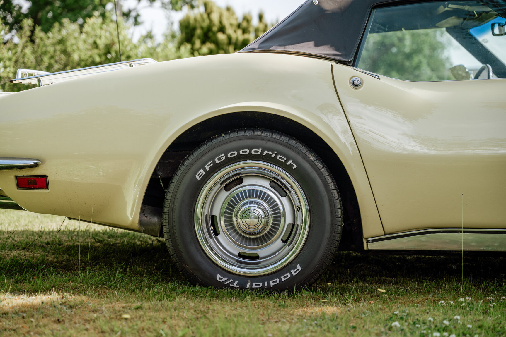 Exterior image of 1968 Chevrolet Corvette C3
