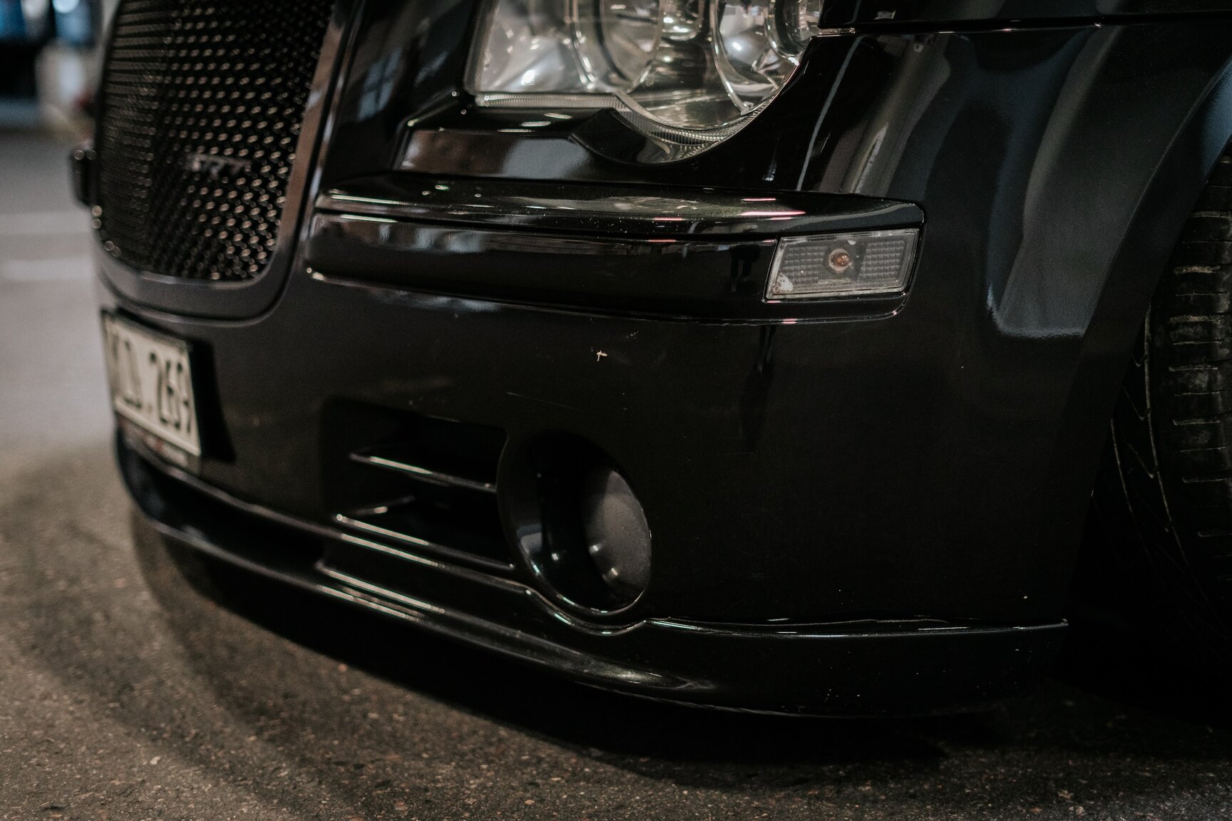 Exteriörbild på 2006 Chrysler 300C SRT-8 (48)