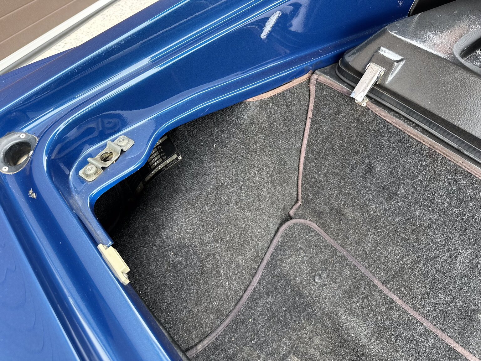 Interior image of 1987 Lotus Esprit Turbo HCi (40)