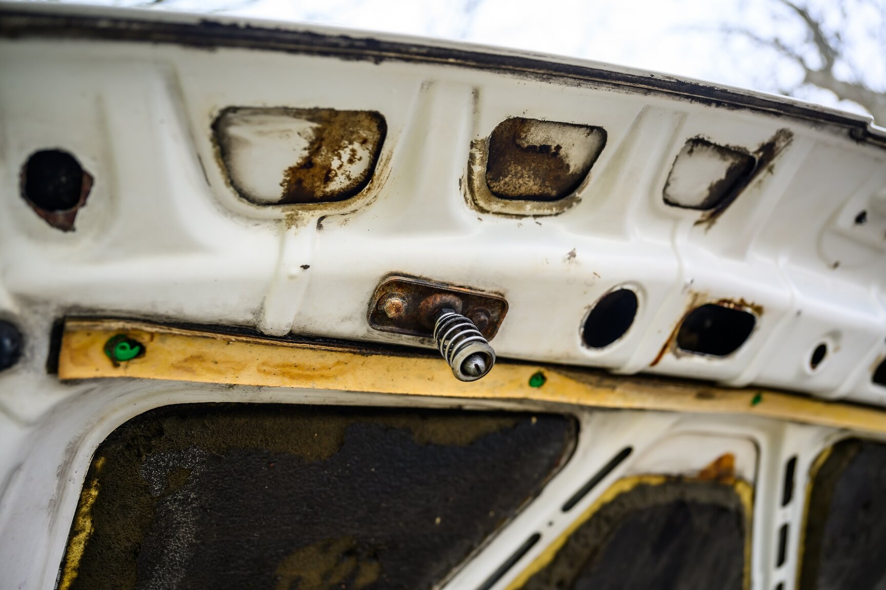 Image of 1986 BMW 520i mechanics