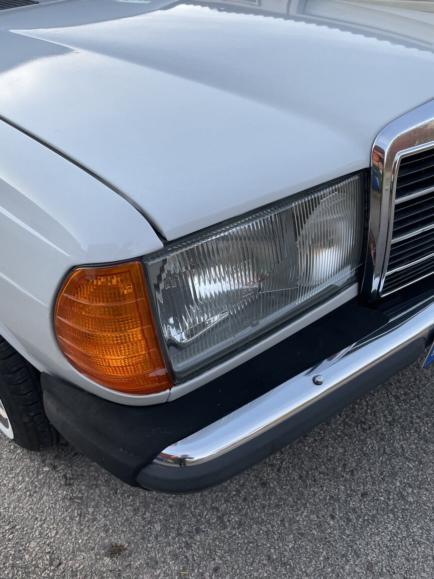 Aussenfoto 1983 Mercedes-Benz 300 TDT