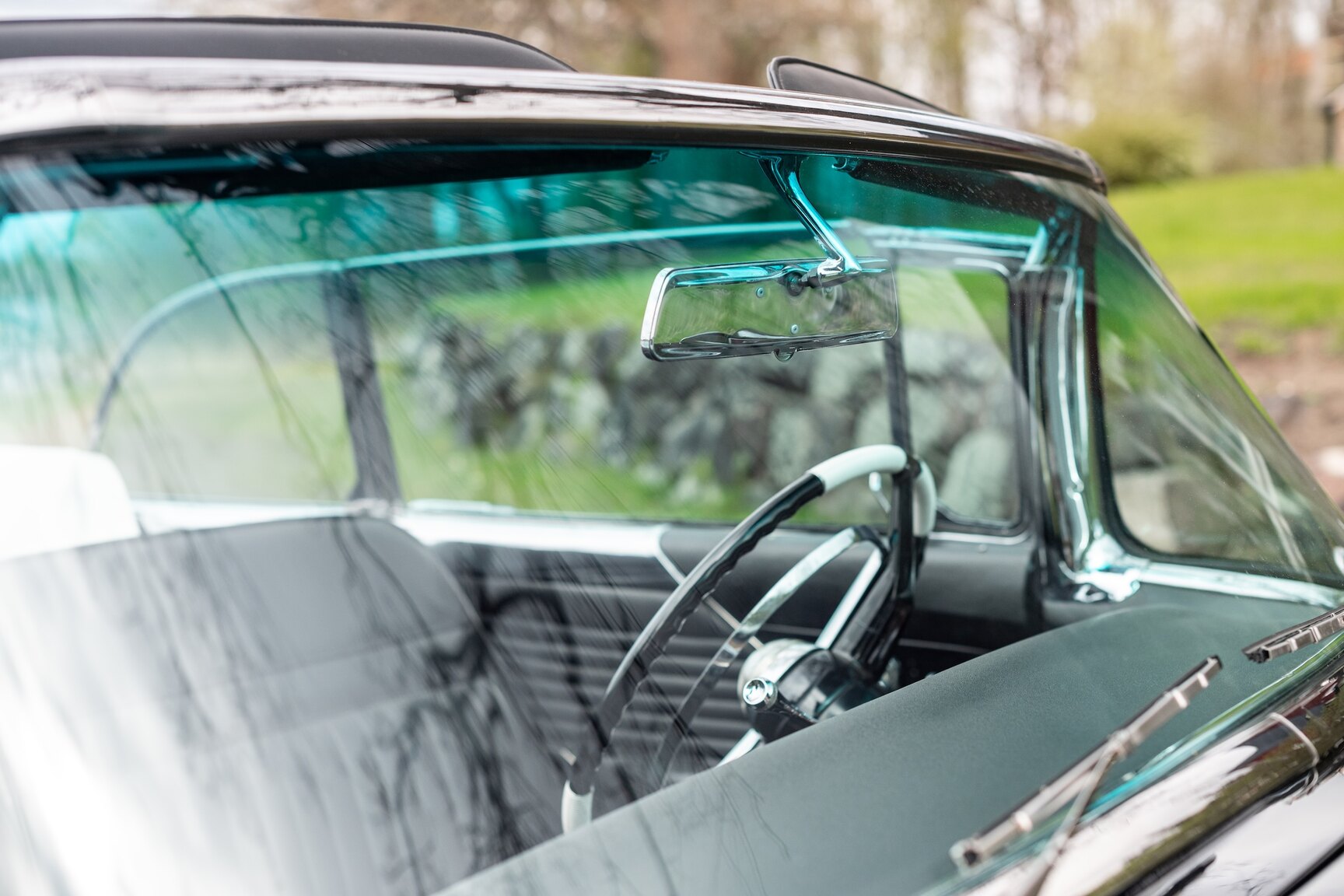 Exterior image of 1955 Packard Caribbean Cabriolet  (54)
