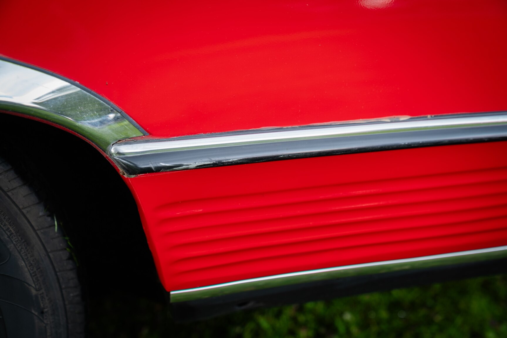 Exteriörbild på 1975 Mercedes-Benz 350 SLC