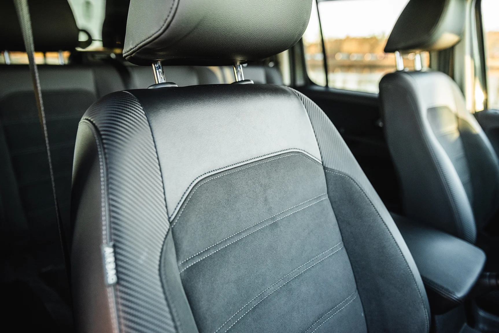 Interior image of 2020 Northea Camper Expedition Volkswagen Amarok (42)