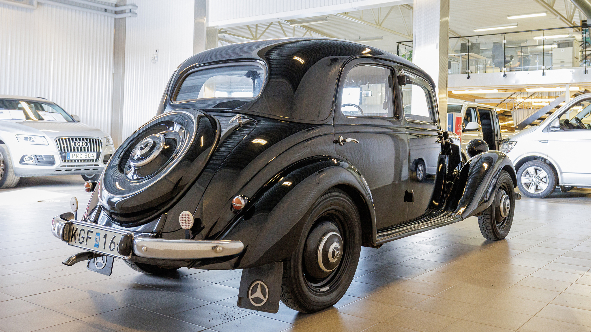 Exteriörbild på 1950 Mercedes Benz 170 va (5)