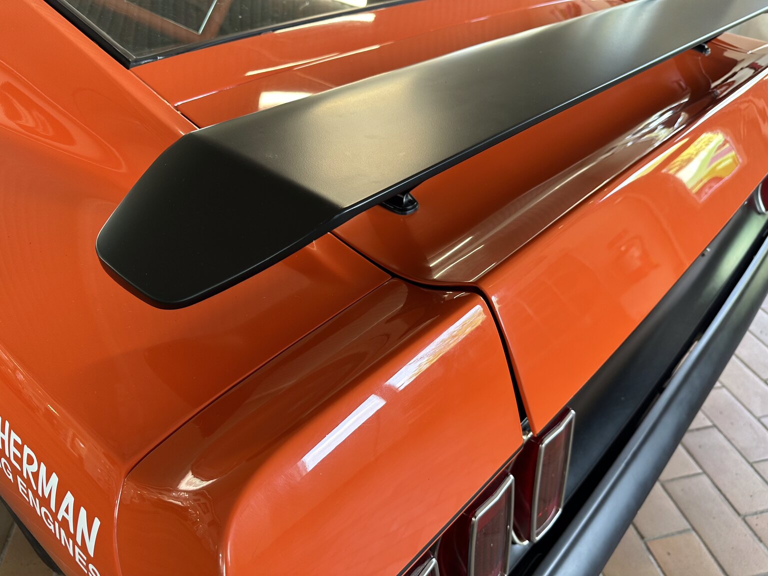 Exteriörbild på 1969 Ford Mustang Fastback Boss Race Car