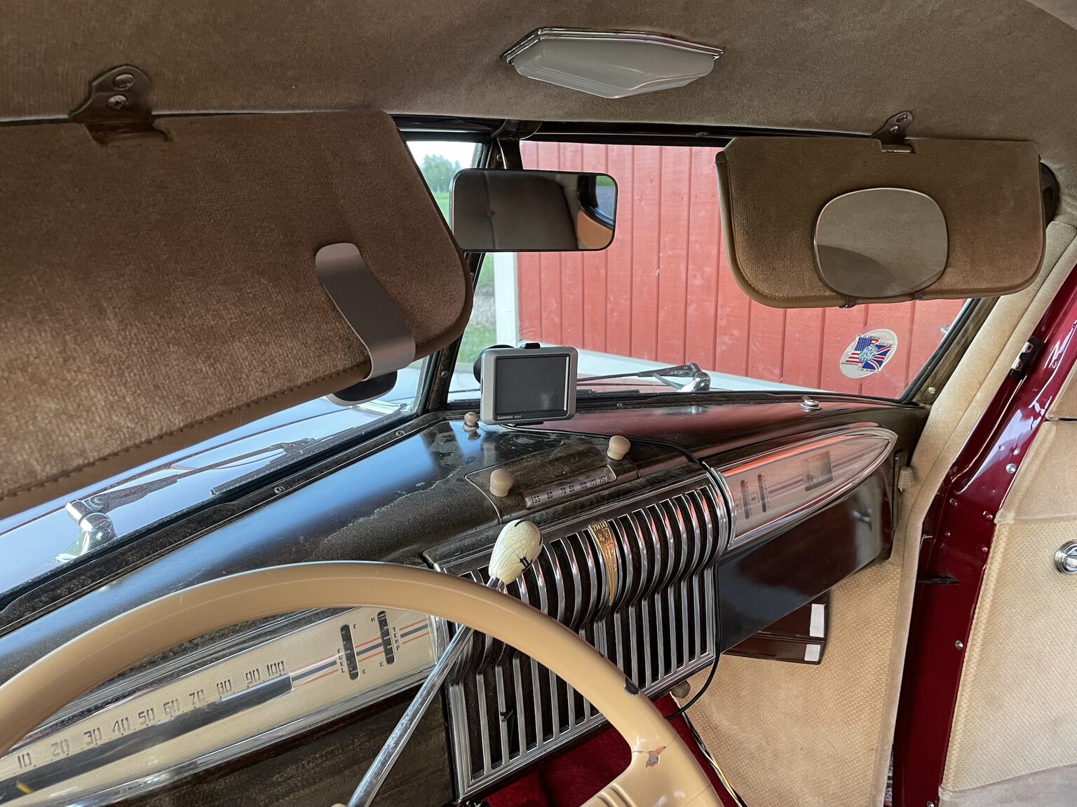 Interior image of 1940 Hudson Modell 40 Traveller Brougham 