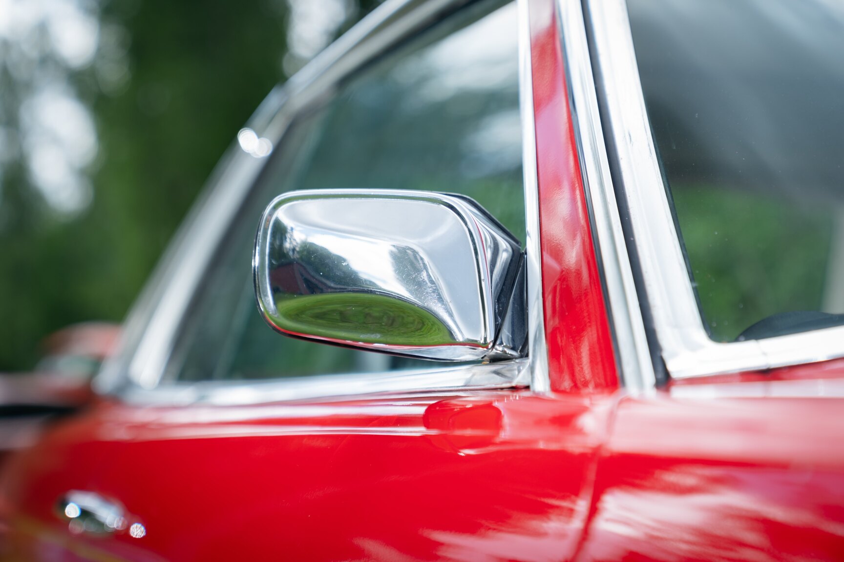 Exteriörbild på 1975 Mercedes-Benz 350 SLC
