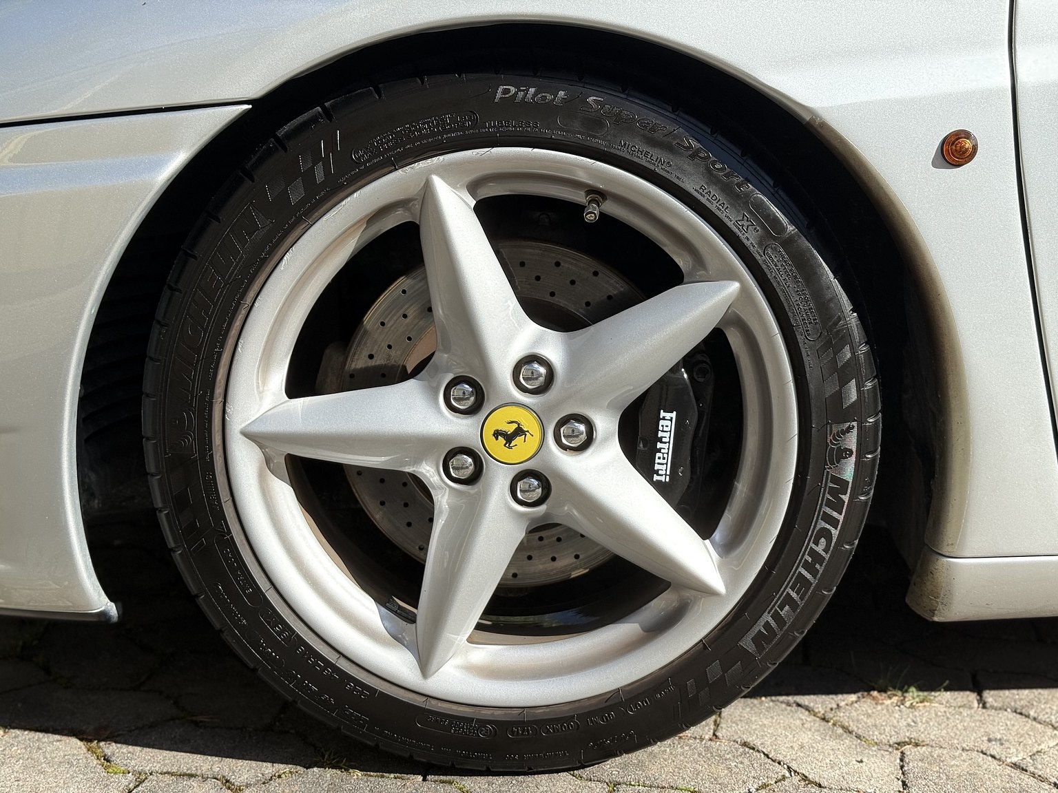 Aussenfoto 2001 Ferrari 360 Spider