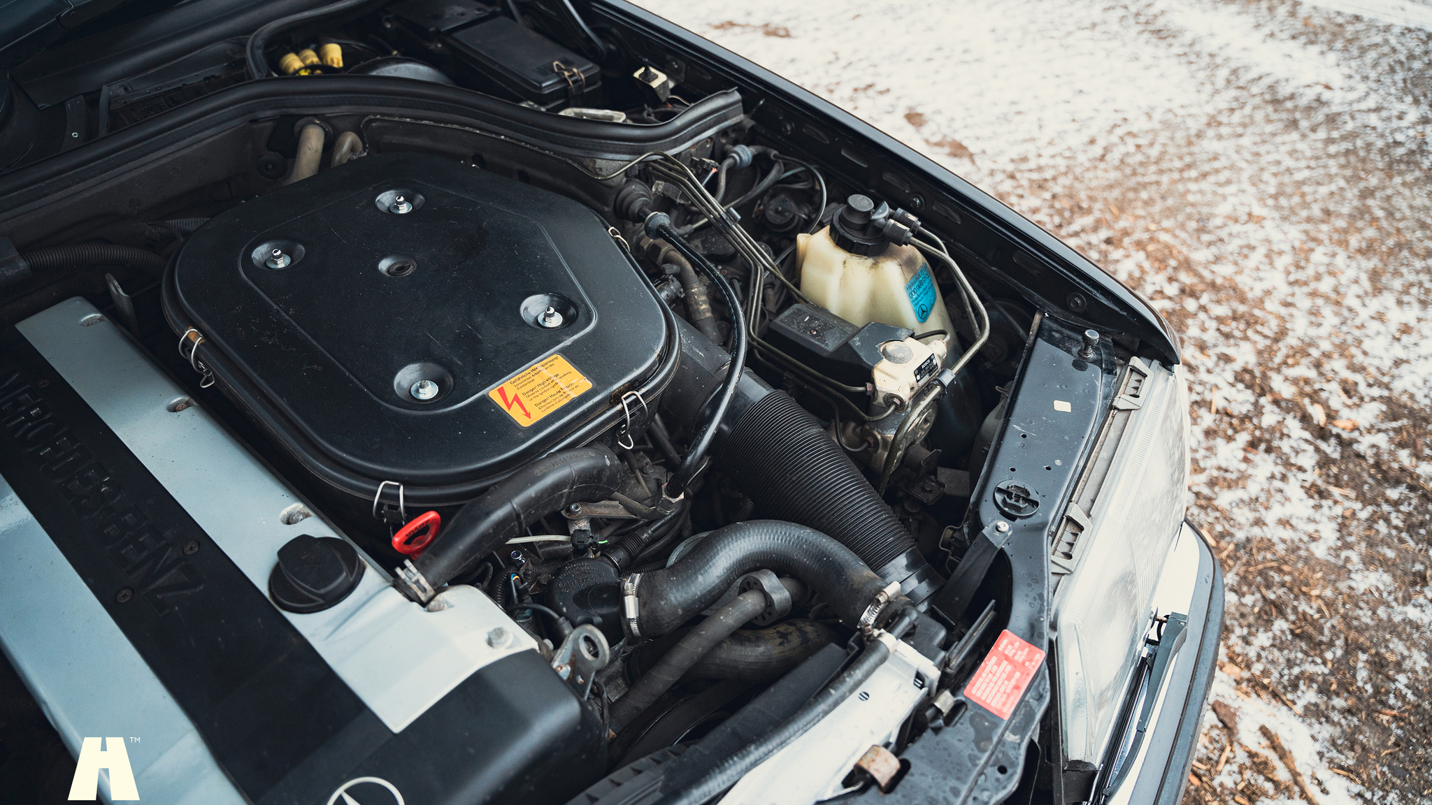 Image of 1990 Mercedes 300 CE-24 mechanics