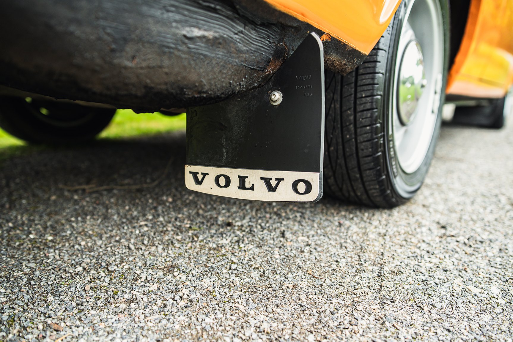 Exterior image of 1974 Volvo 142 2.0