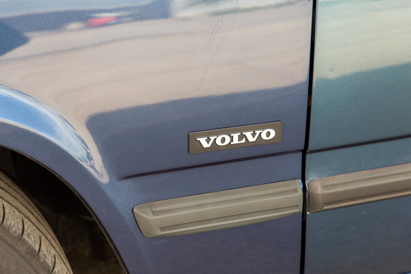 Exteriörbild på 1990 Volvo 745 Turbo (35)