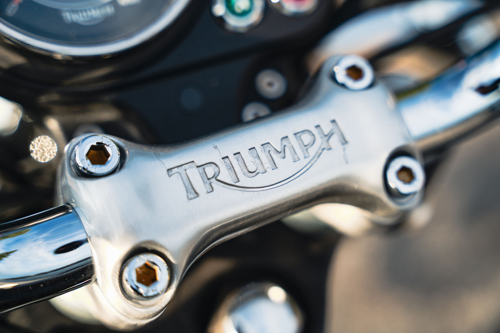 Exterior image of 2007 Triumph Bonneville MH (60)