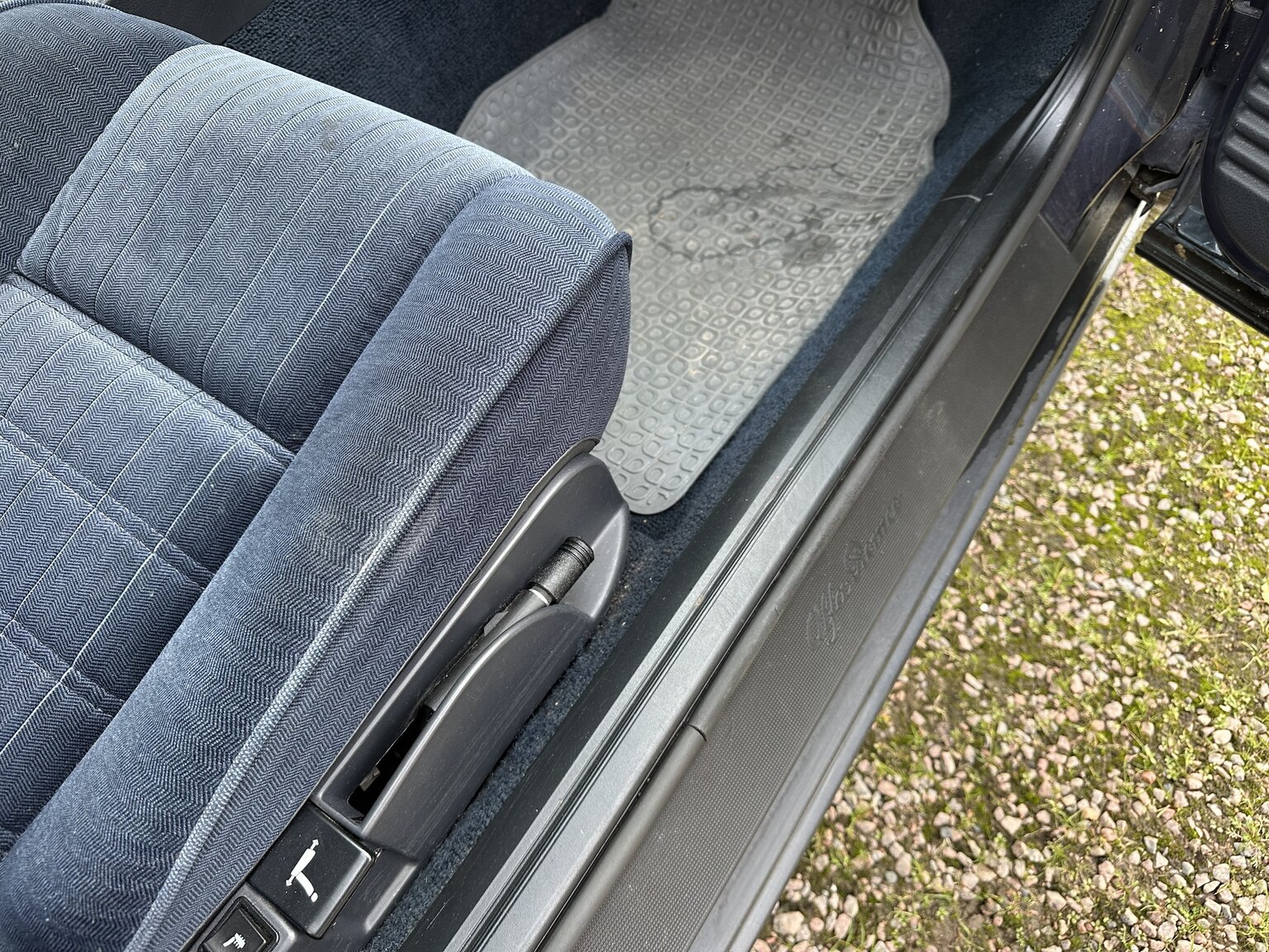 Interior image of 1994 Alfa Romeo 164