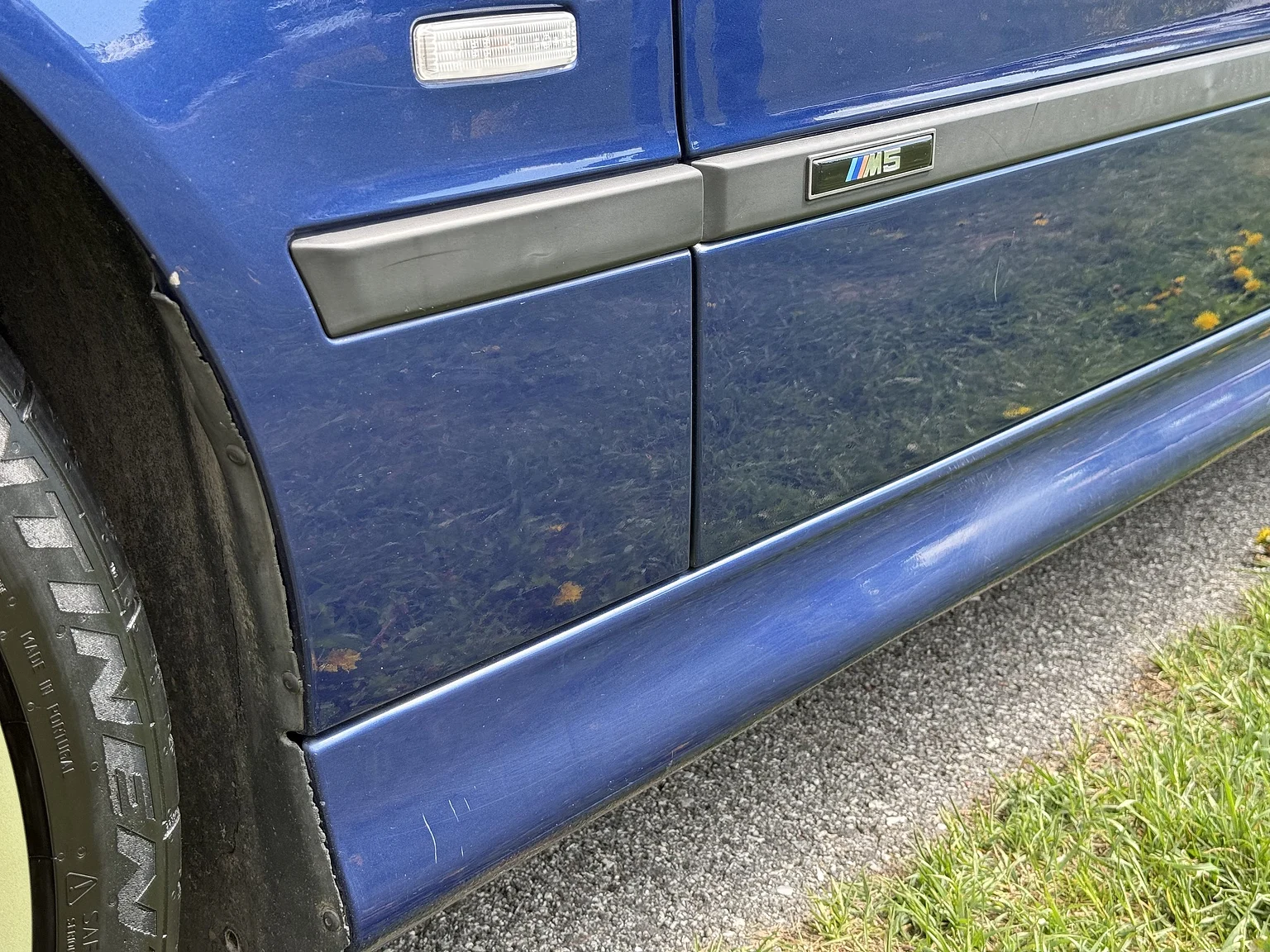 Aussenfoto 2001 BMW M5 E39 LCI (60)