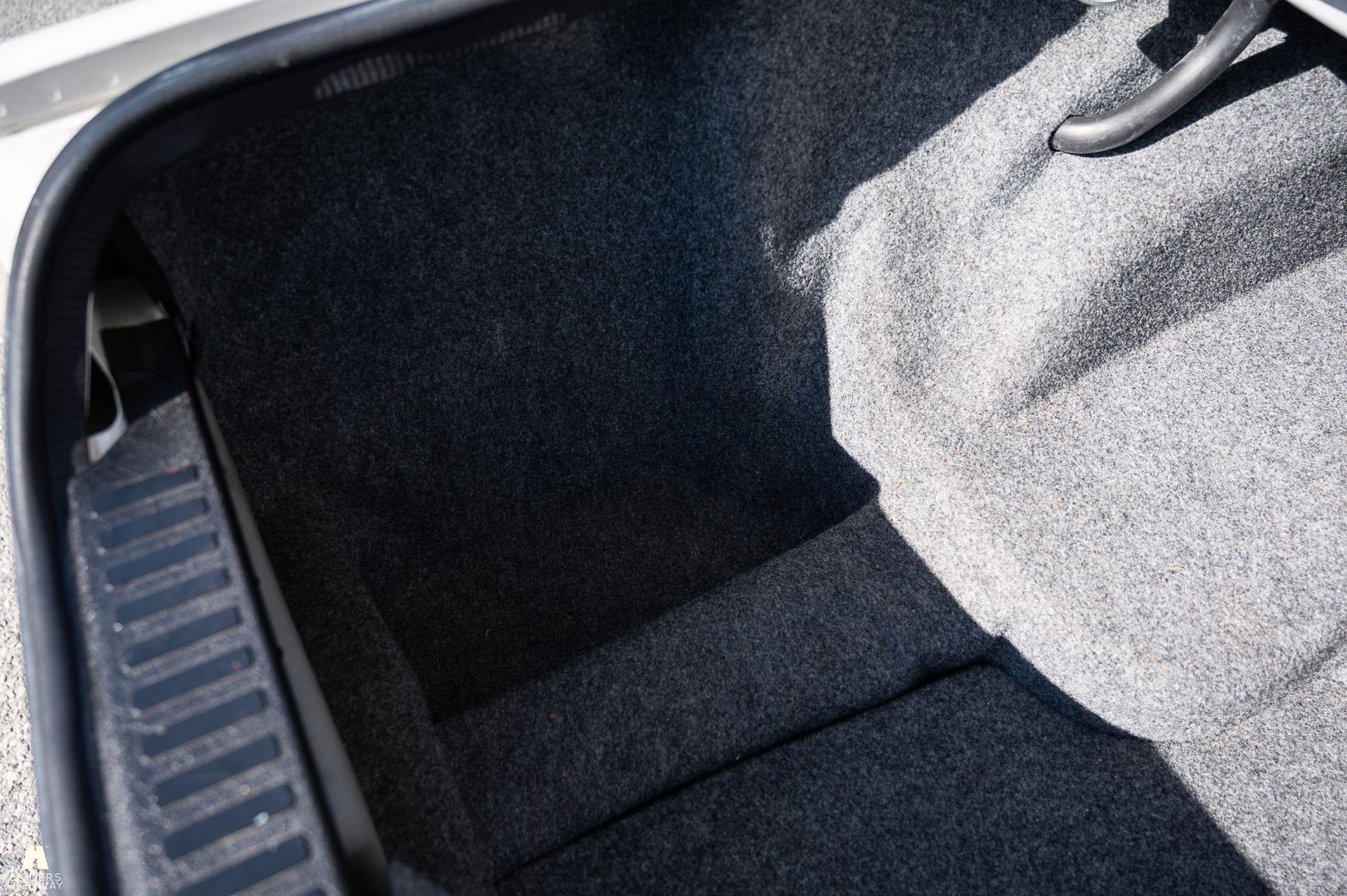 Interior image of 1988 Volvo 740 GL (43)