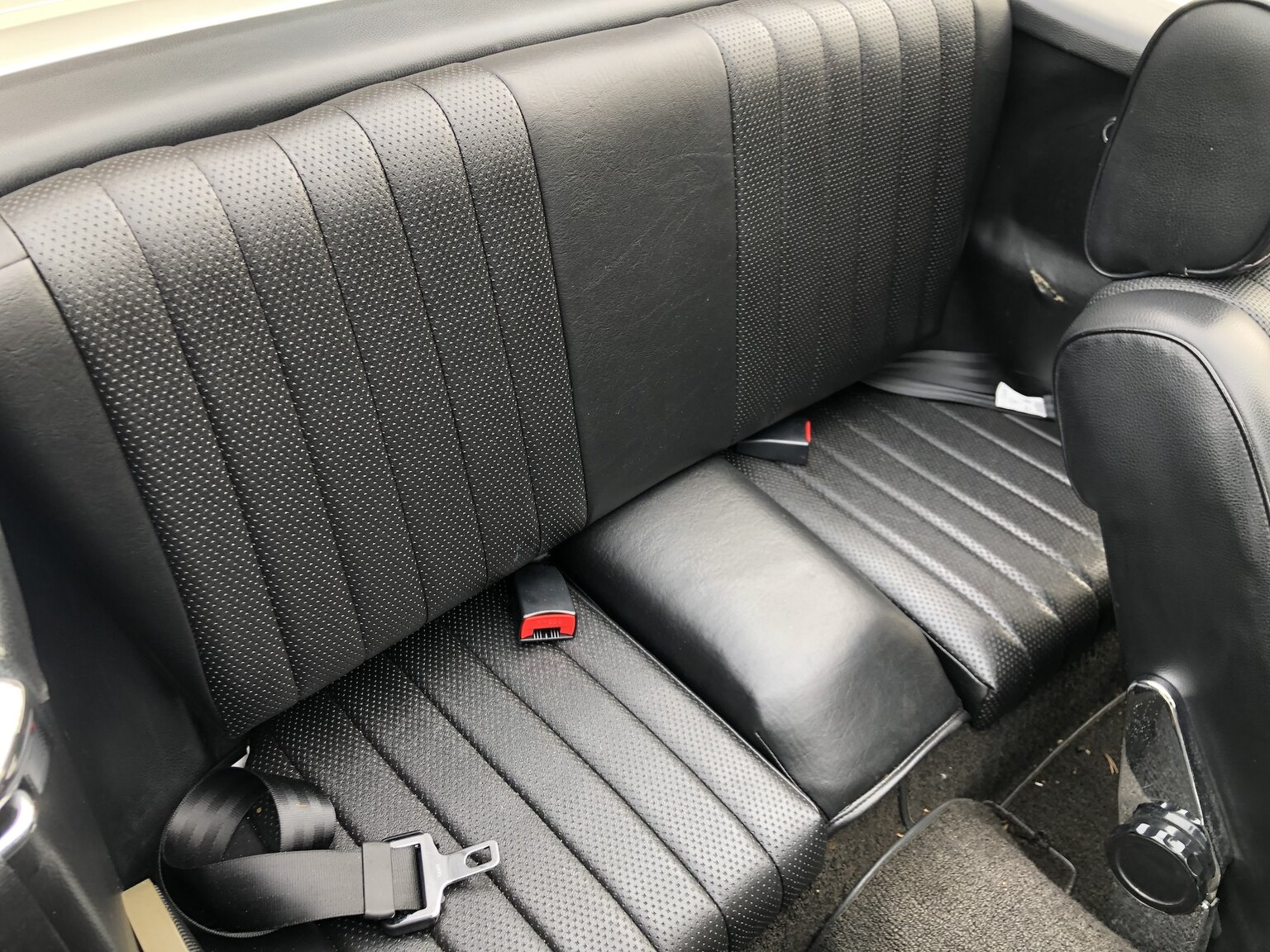 Interiörbild 1972 Mercedes-Benz 350 SL