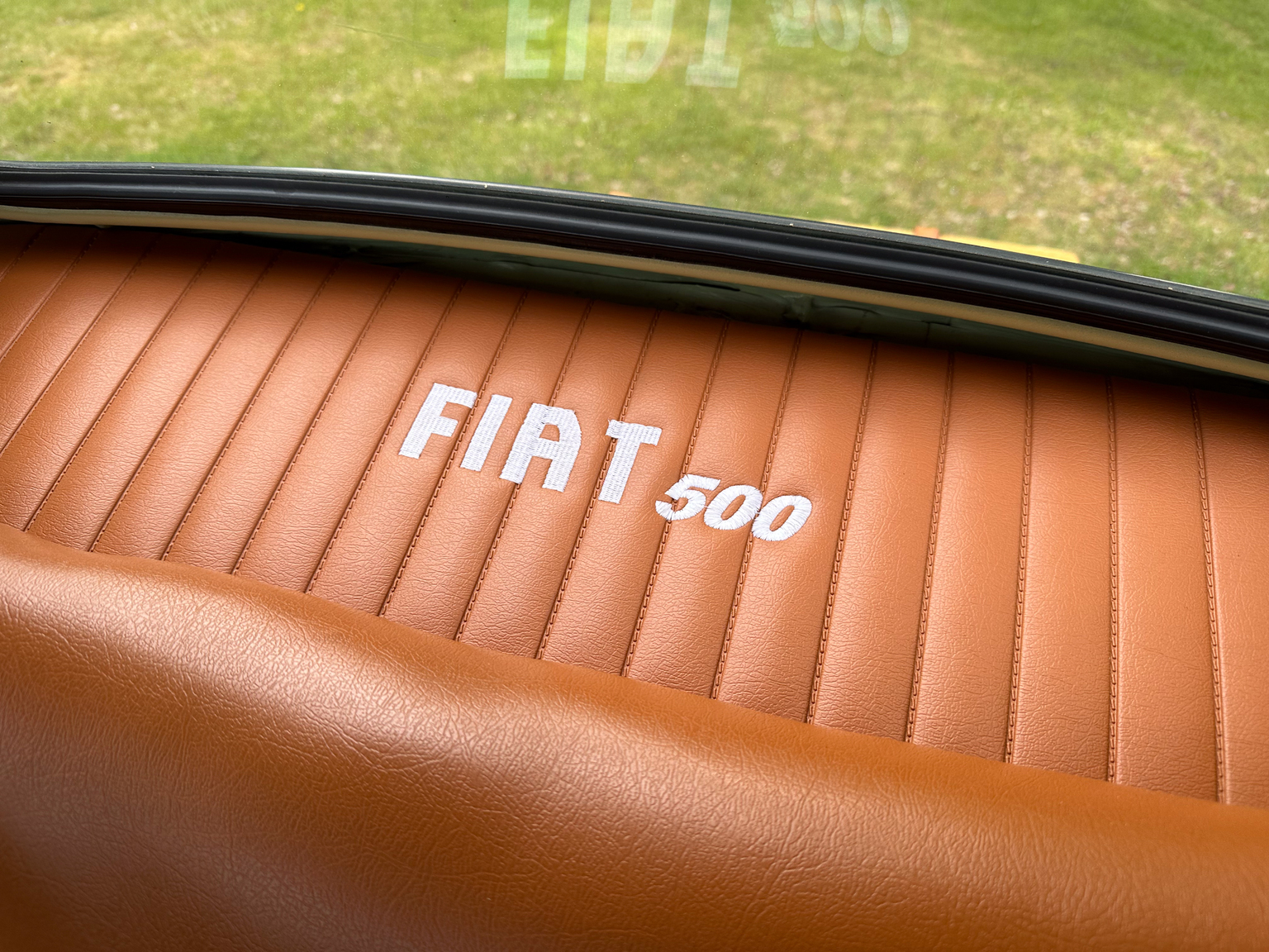 Innenraumfoto von 1970 Fiat 500 Lusso