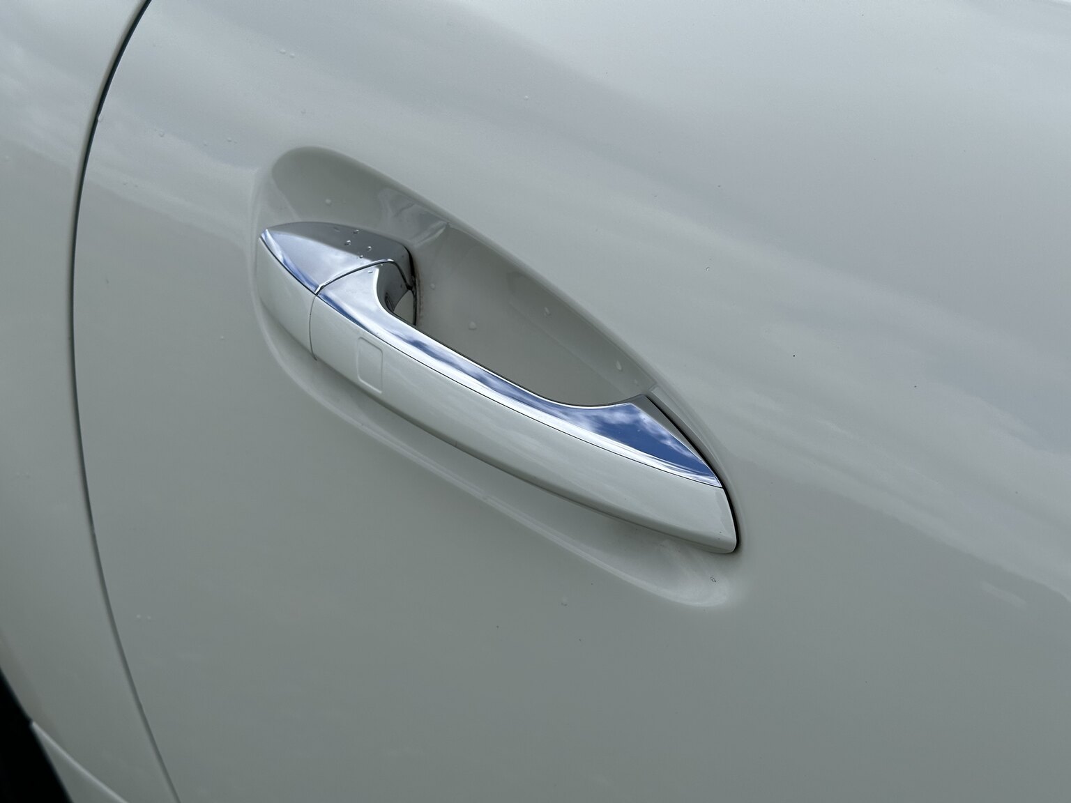 Exterior image of 2012 Mercedes-Benz SLK 350