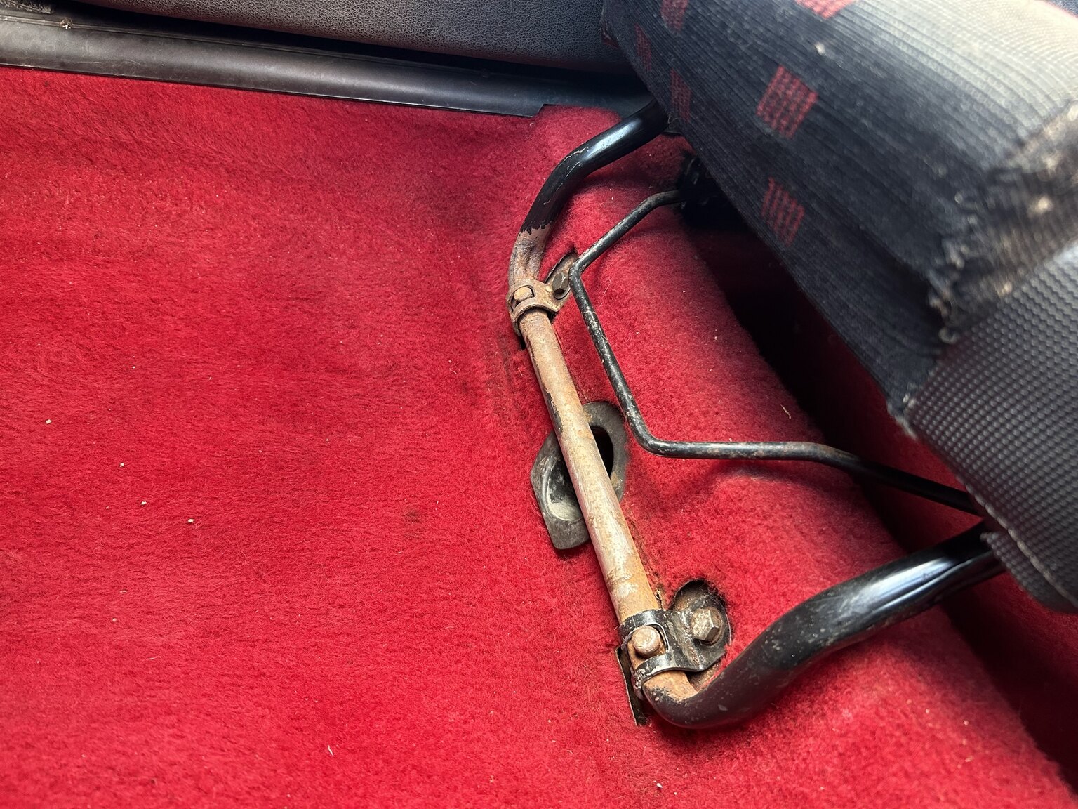 Interior image of 1987 Fiat UNO Turbo I.E (16)