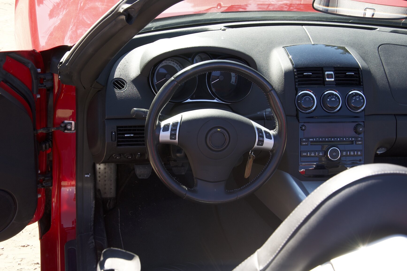 Interior image of 2007 Opel GT 2.0 Turbo