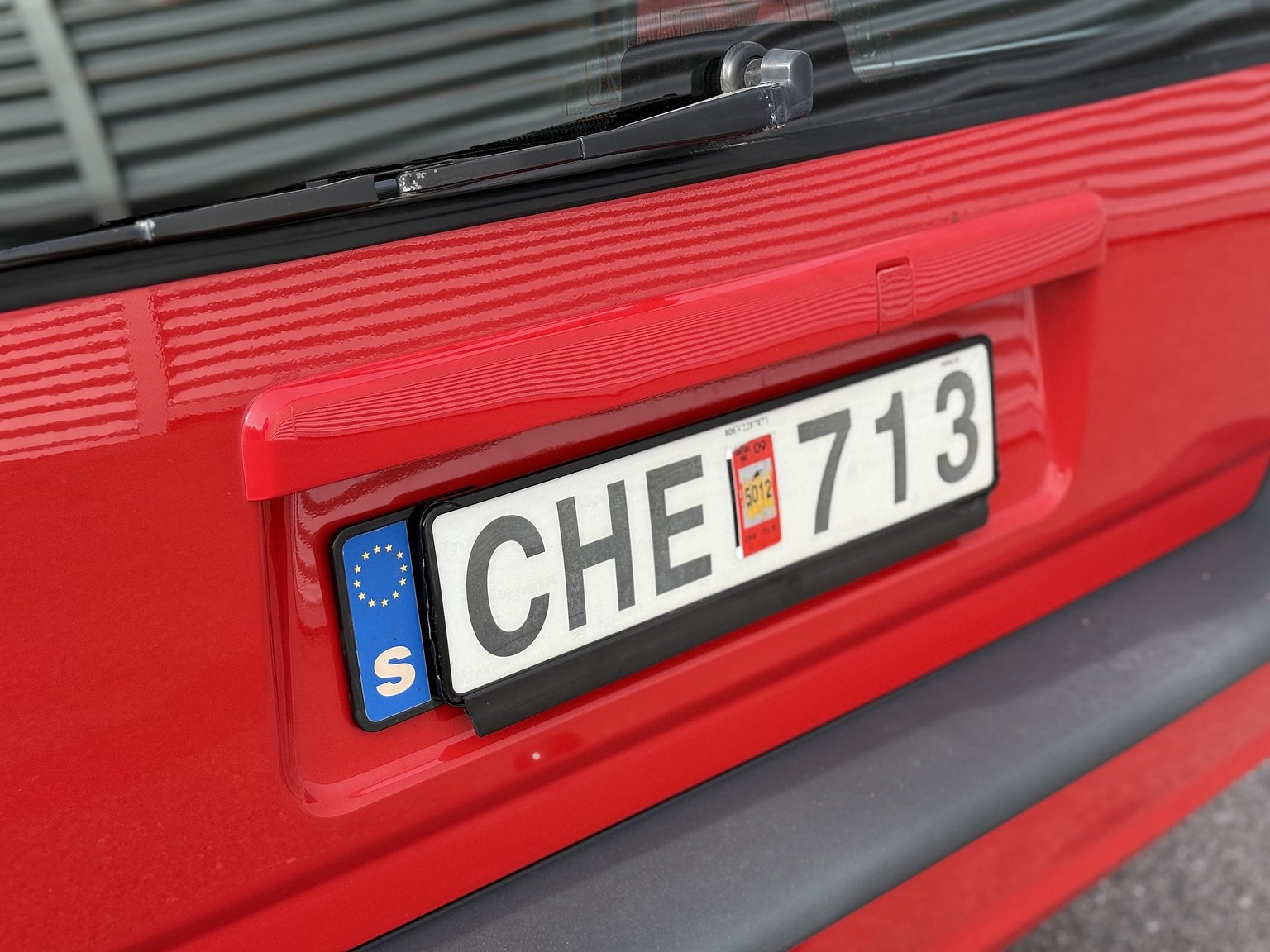 Exterior image of 1997 Volvo 850 R Kombi