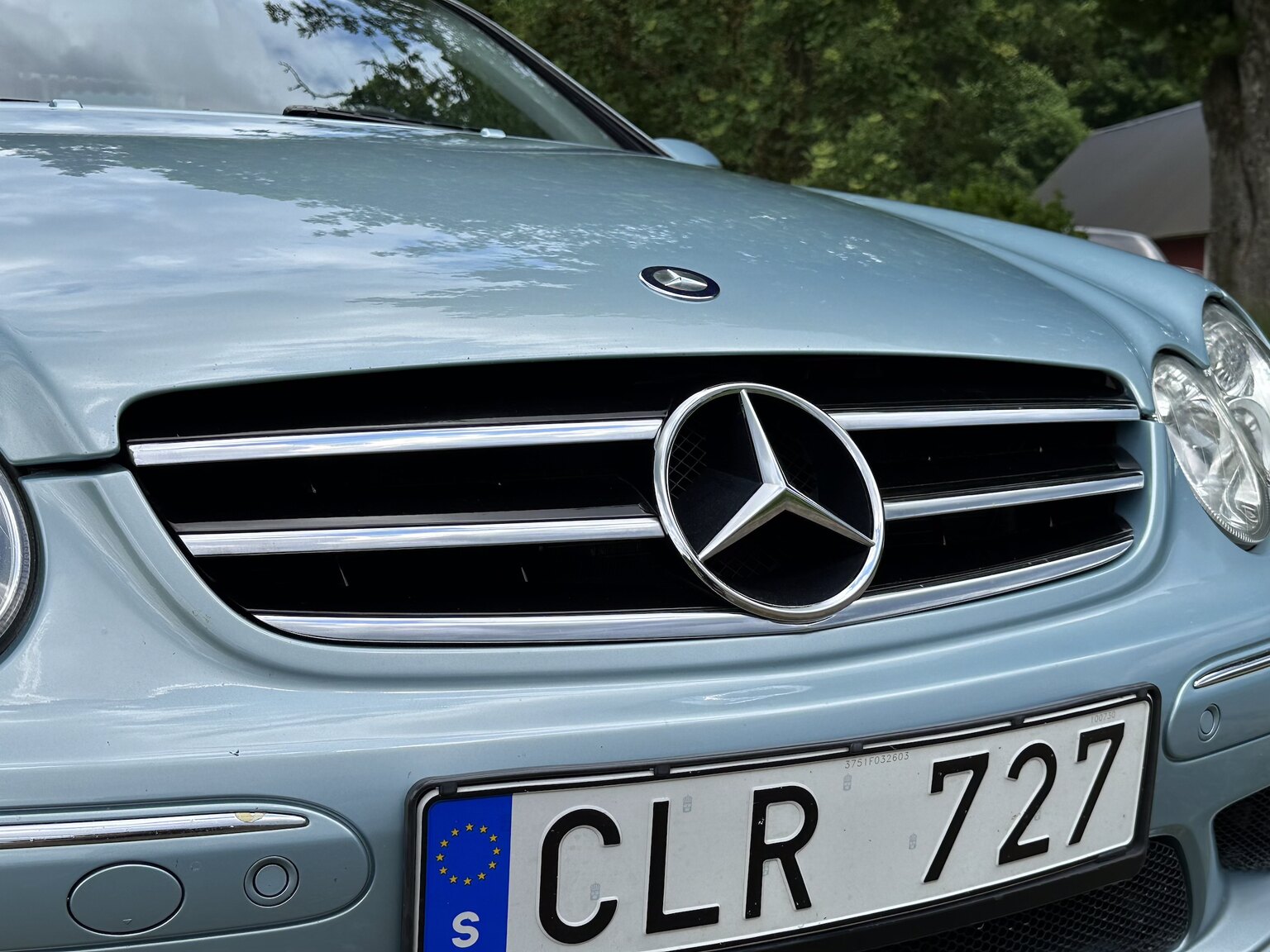 Exteriörbild på 2003 Mercedes CLK 500