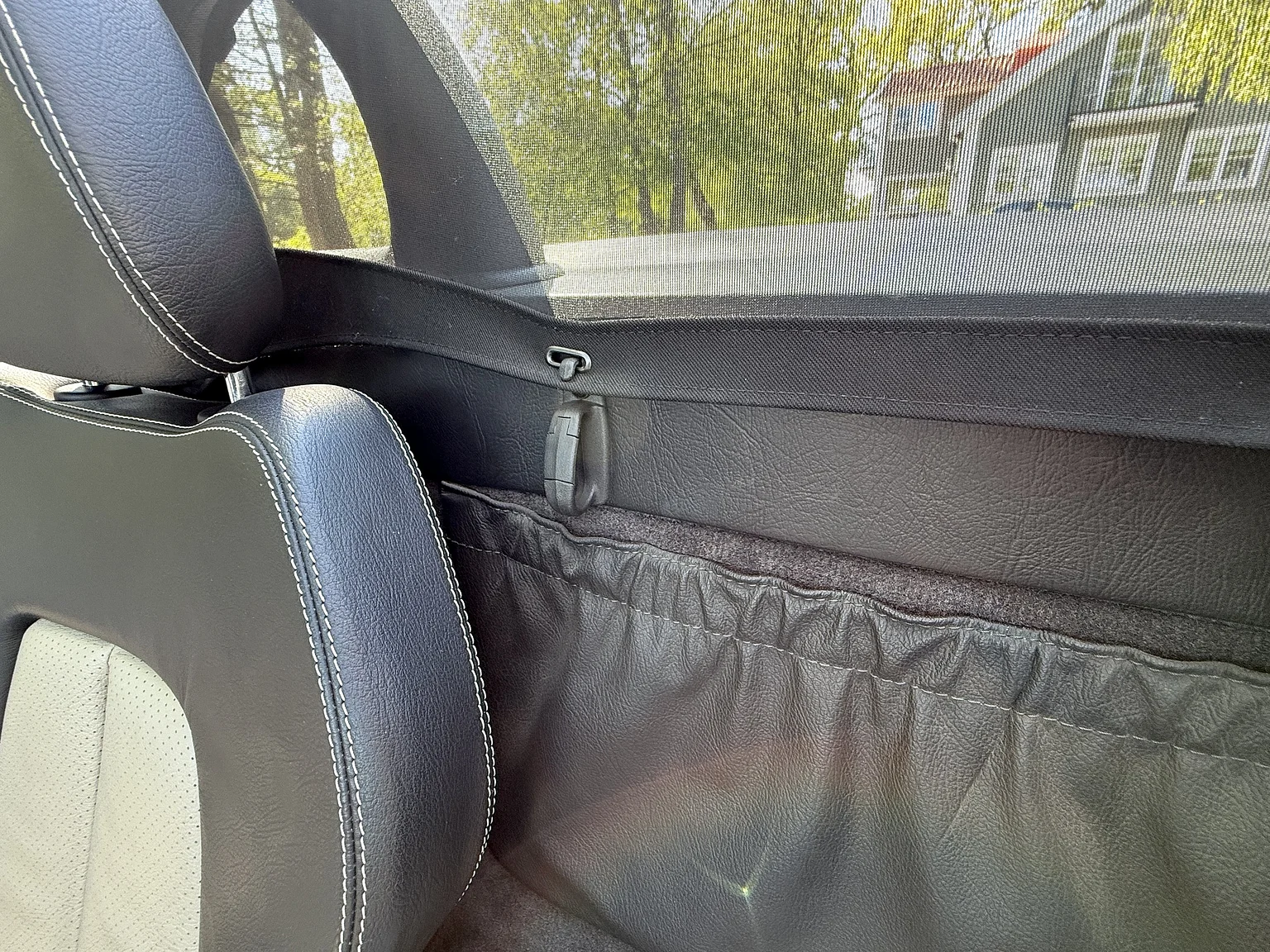 Innenraumfoto von 1997 Mercedes-Benz 230 SLK (50)