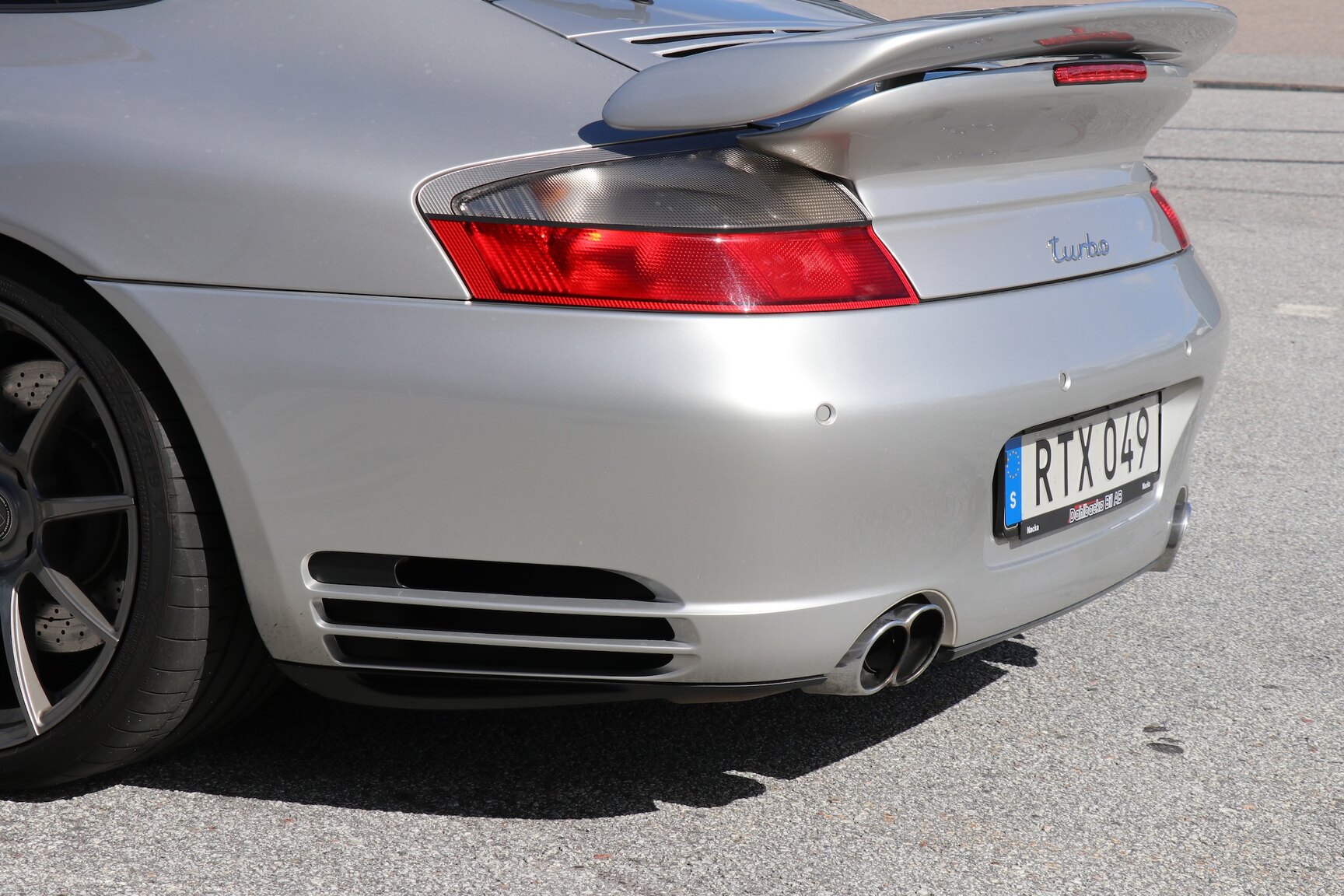 Exteriörbild på 2001 Porsche 911 Turbo