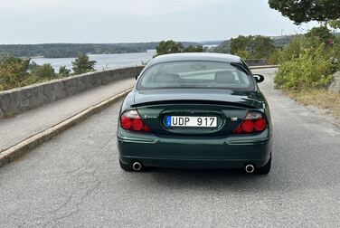 Exterior image of 2003 Jaguar S-Type R