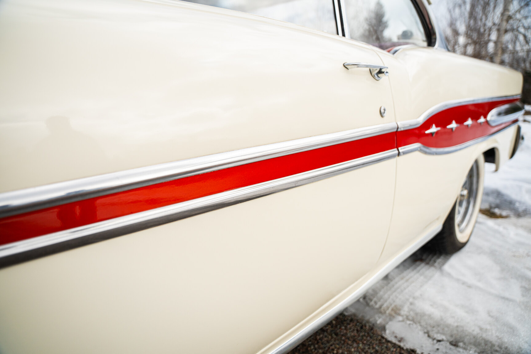 Exterior image of 1957 Pontiac Star Chief