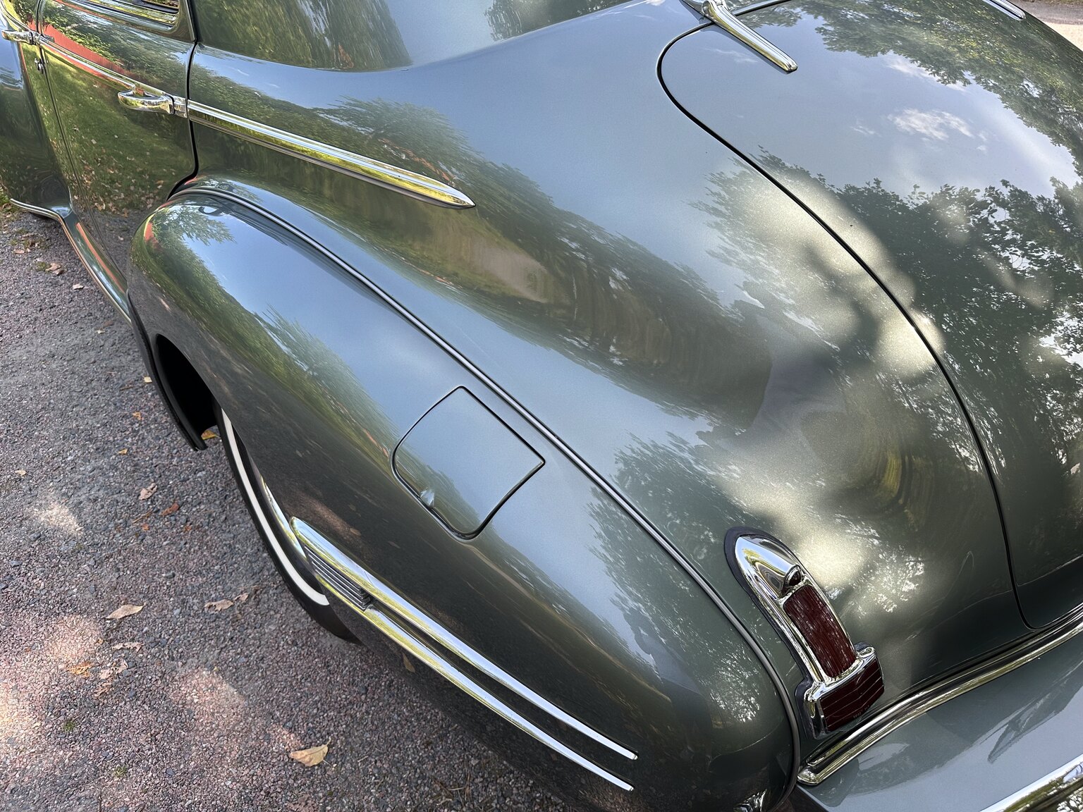 Exterior image of Buick Sedan Special 8