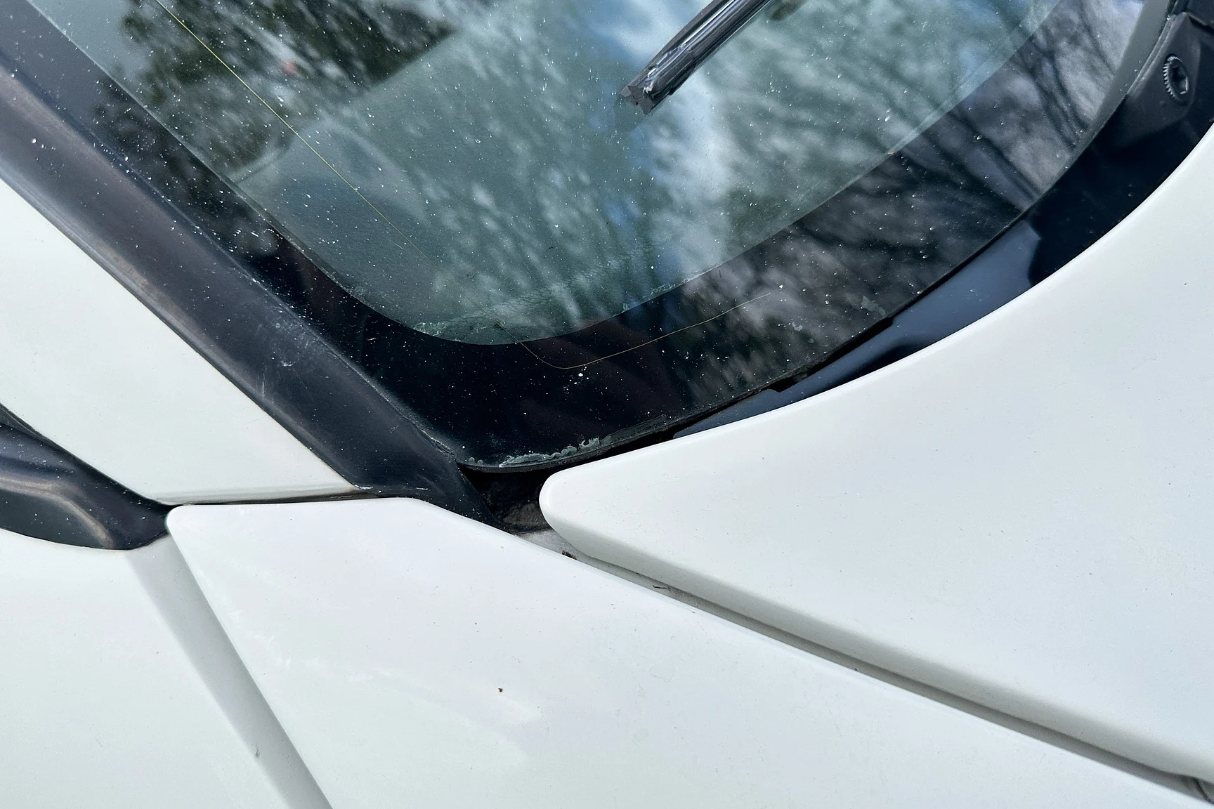 Exterior image of 1990 Porsche 944 S2 Cabriolet  (50)