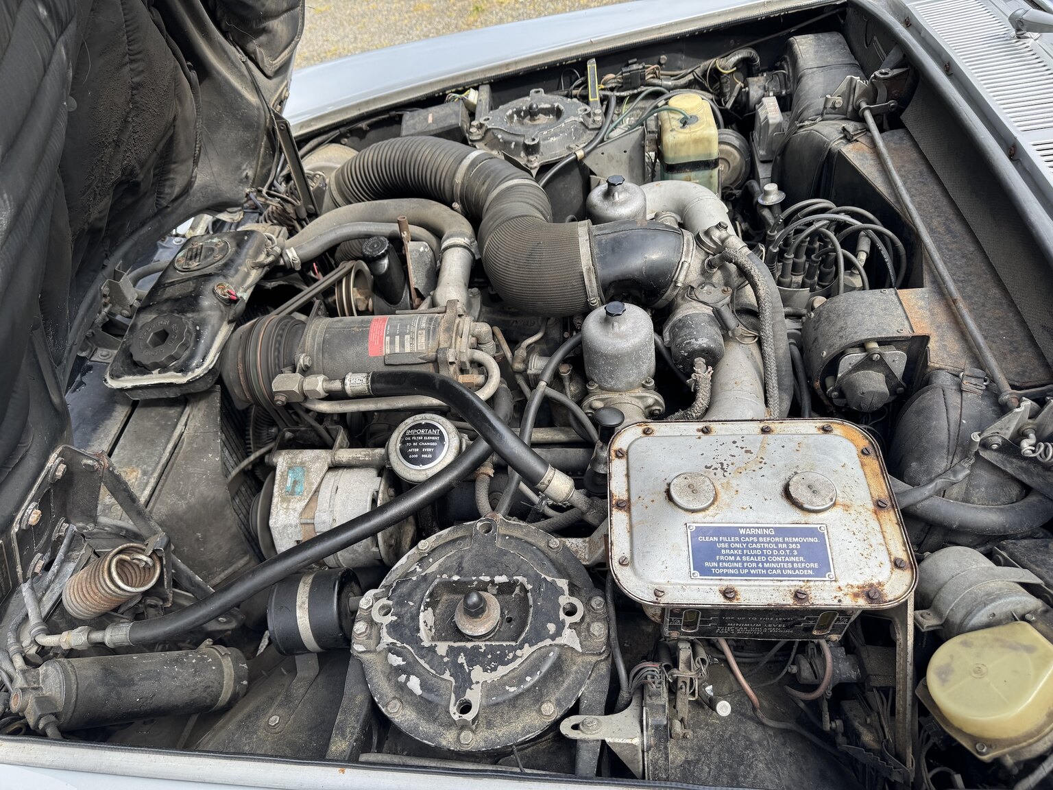 Exterior image of 1976 Rolls-Royce Silver Shadow