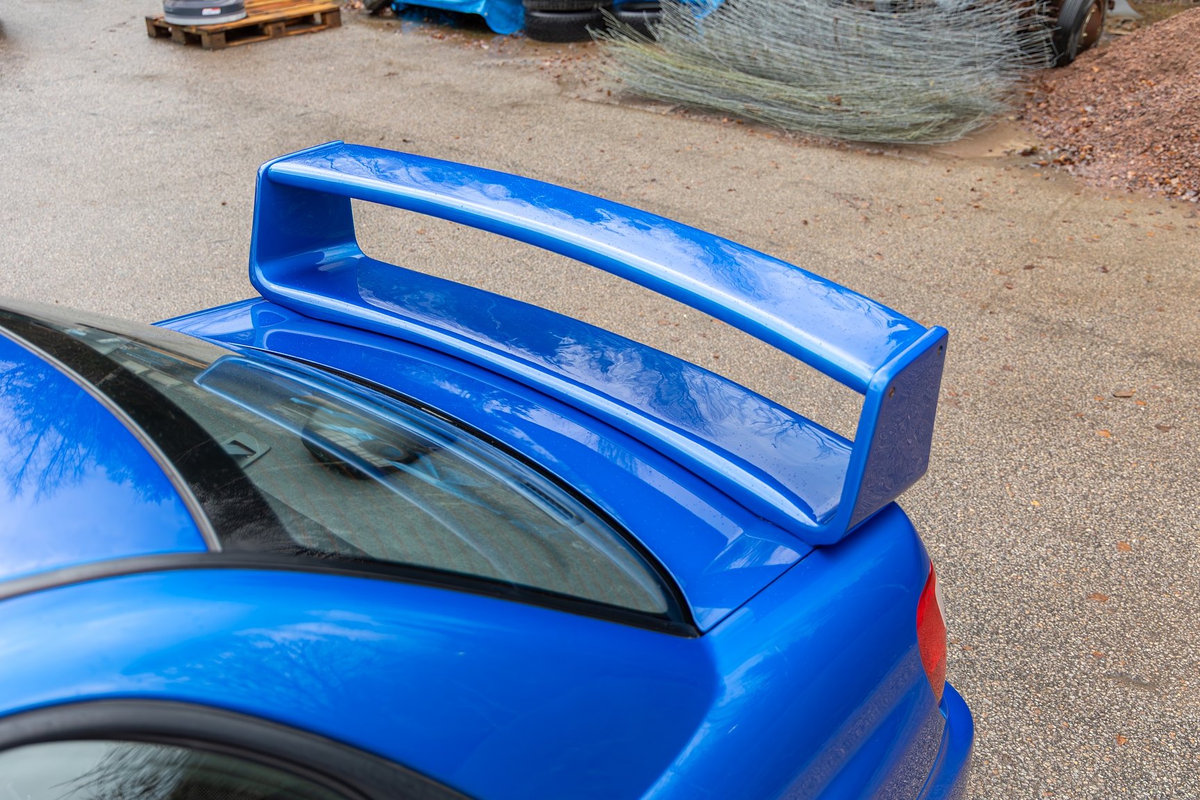 Exteriörbild på 2001 Subaru Impreza 2.0 WRX Turbo 4WD