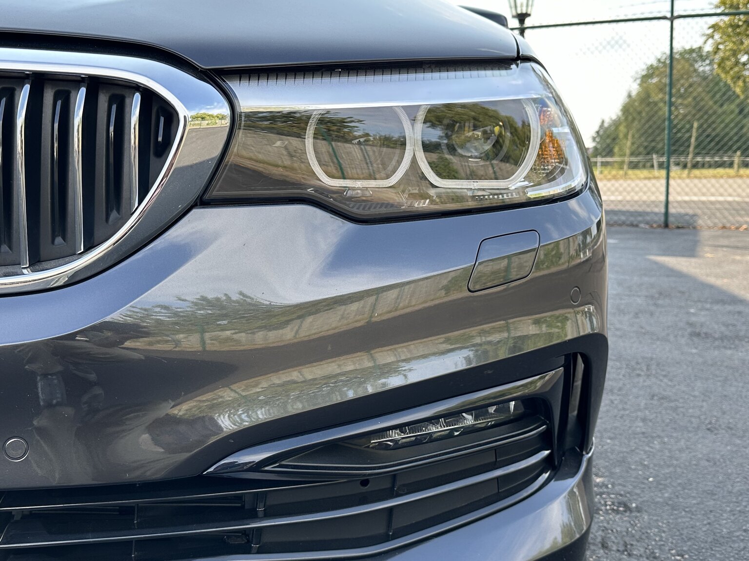 Exterior image of 2019 ALPINA B5 S Bi-Turbo Sedan ALLRAD