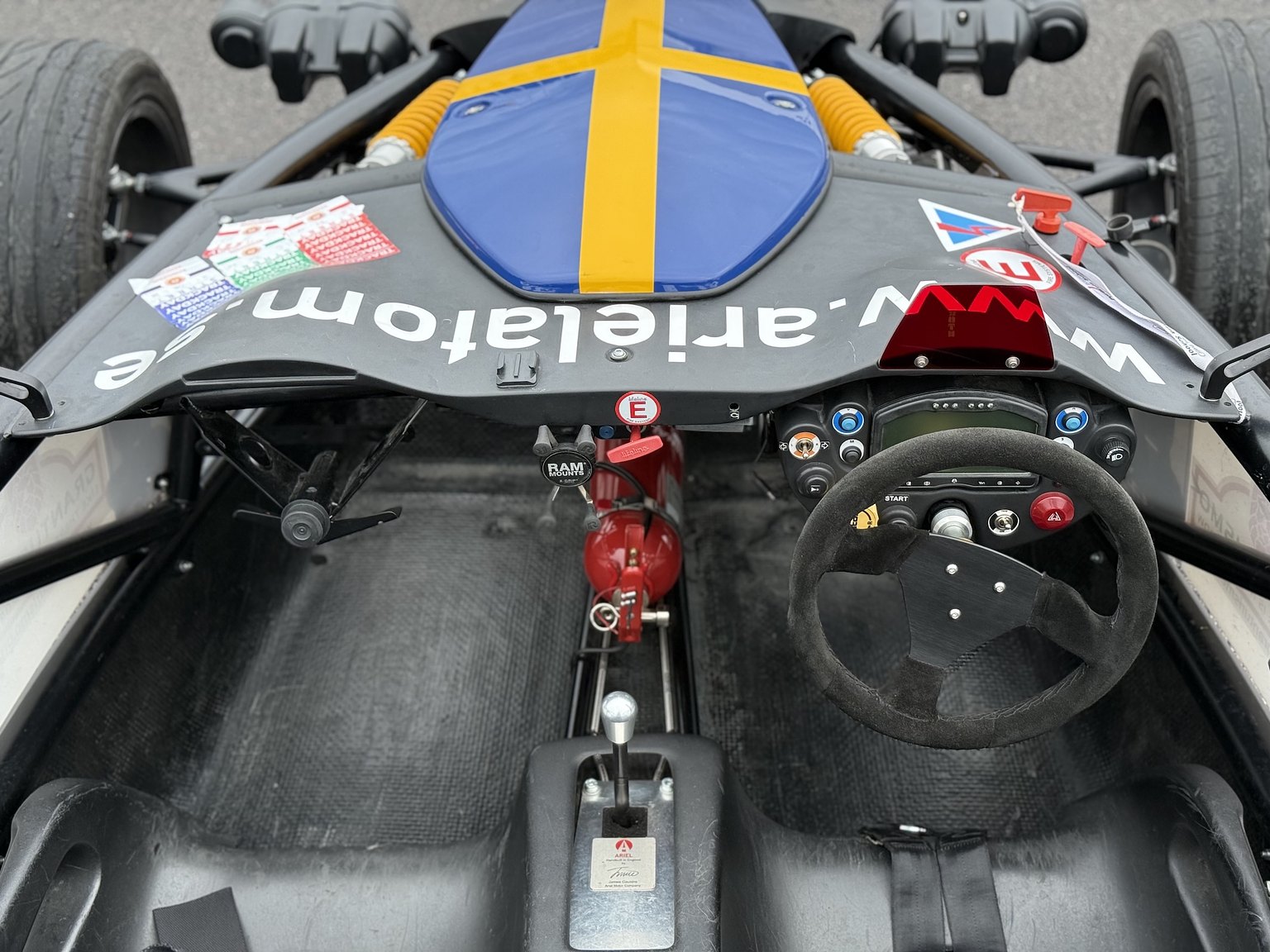 Innenraumfoto von 2016 Ariel Atom 3.5 Cup