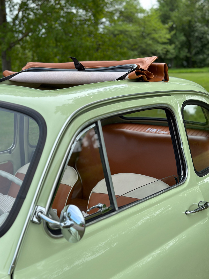 Exteriörbild på 1970 Fiat 500 Lusso