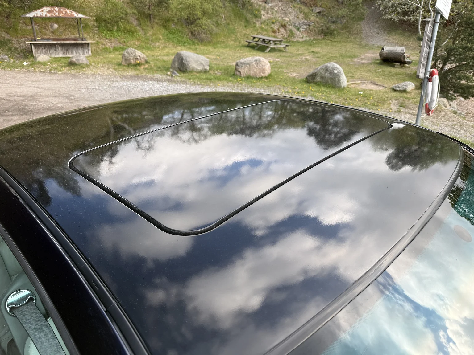 Exterior image of 1994 BMW 840Ci (57)