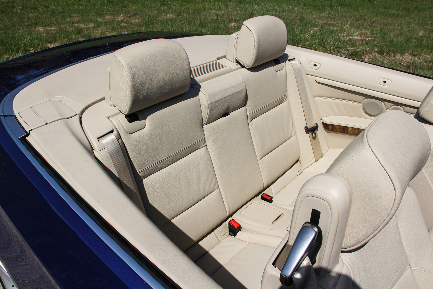 Interior image of 2007 BMW 335i Cabriolet (3)