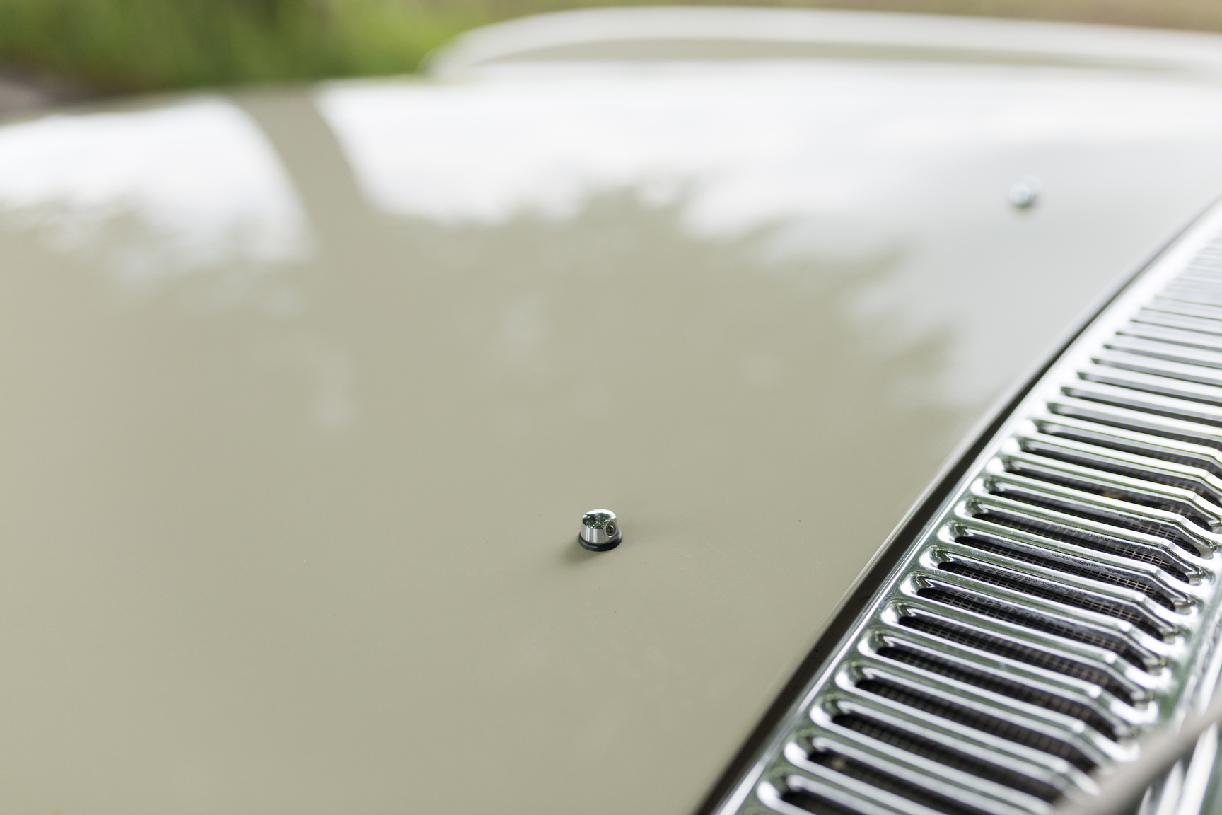 Aussenfoto 1971 Mercedes 250 C