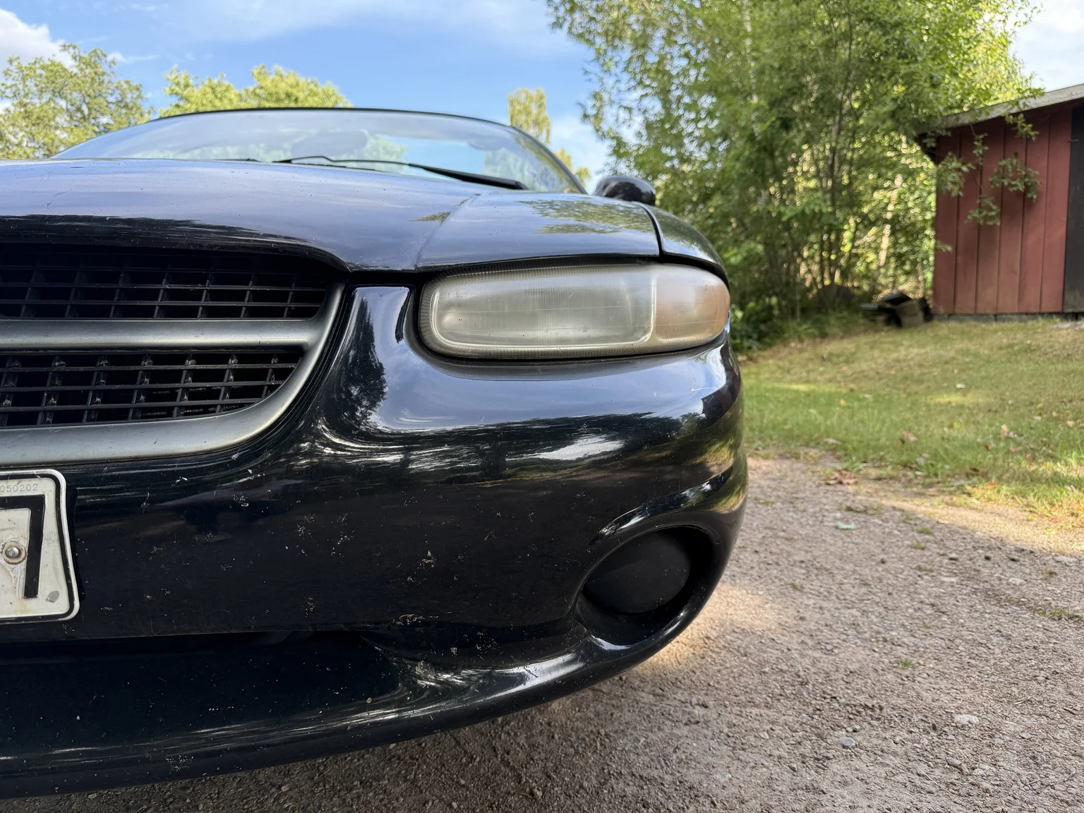 Exterior image of 1997 Chrysler Sebring Cabriolet (13)