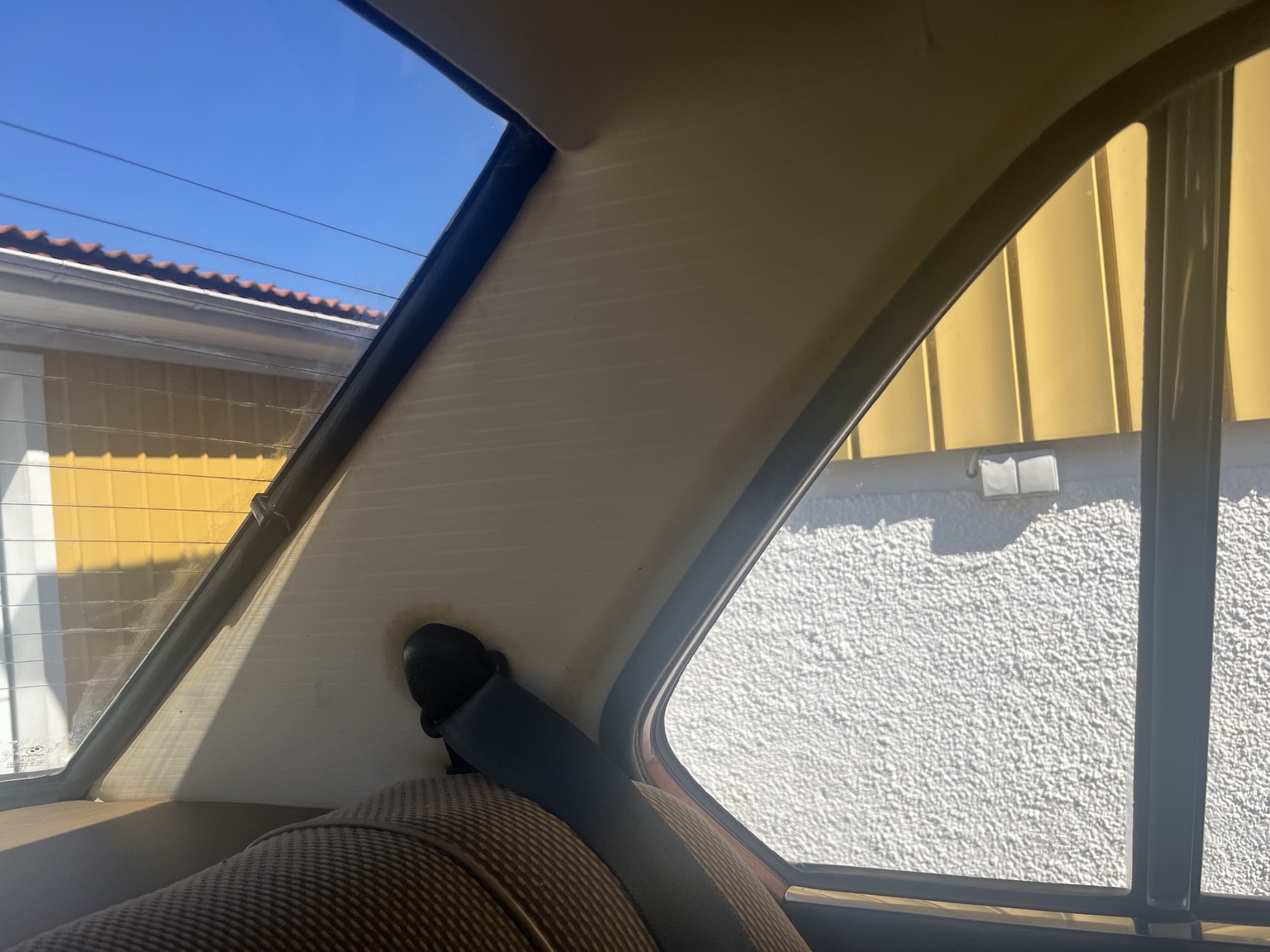 Innenraumfoto von 1977 BMW 518