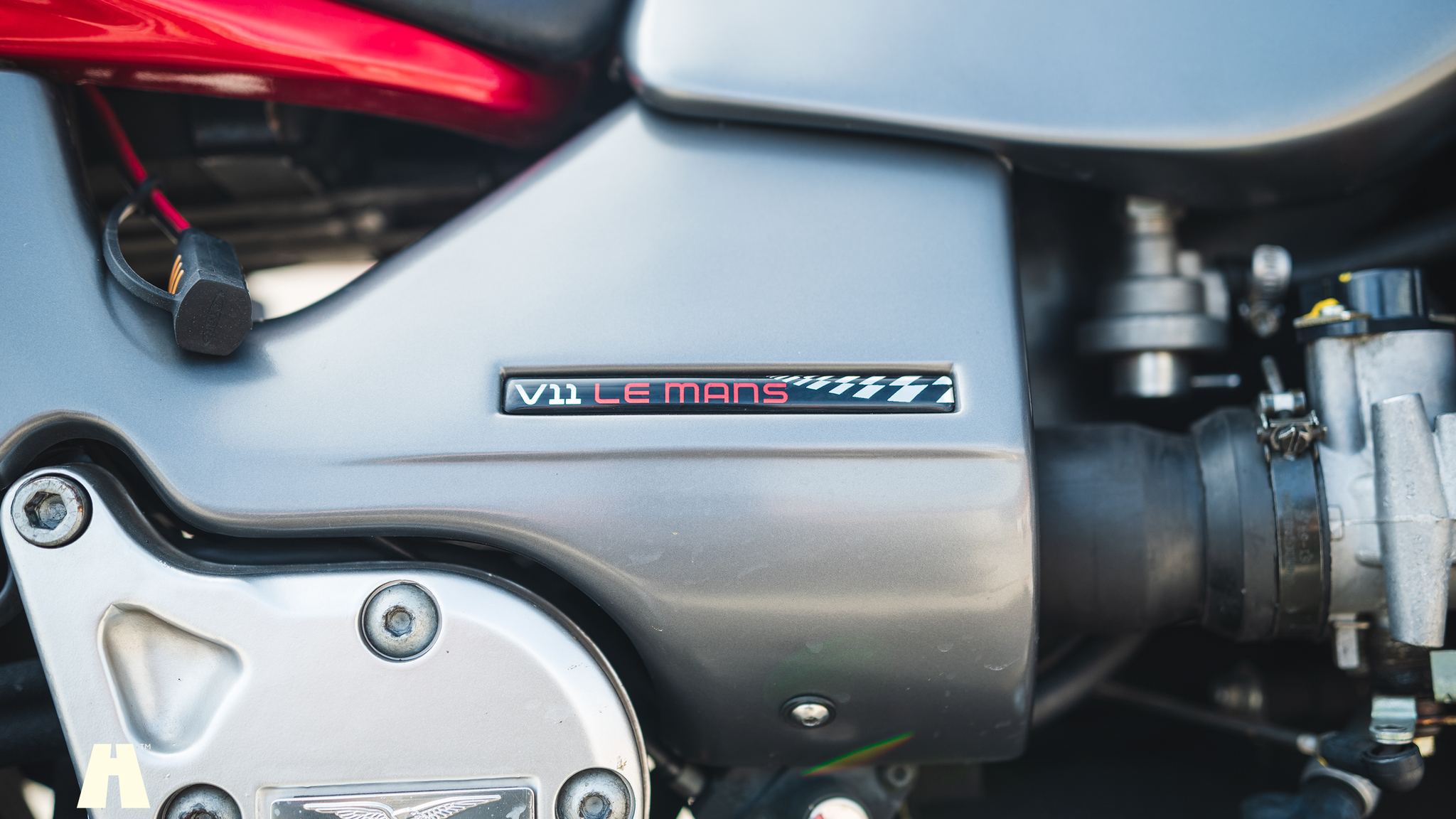 Exterior image of 2002 Moto Guzzi V11 Le Mans (88)