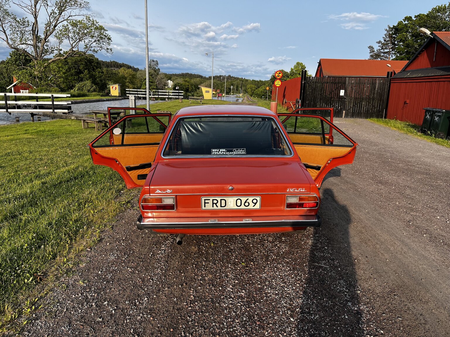Exterior image of 1976 Audi 80 GL B1  (49)