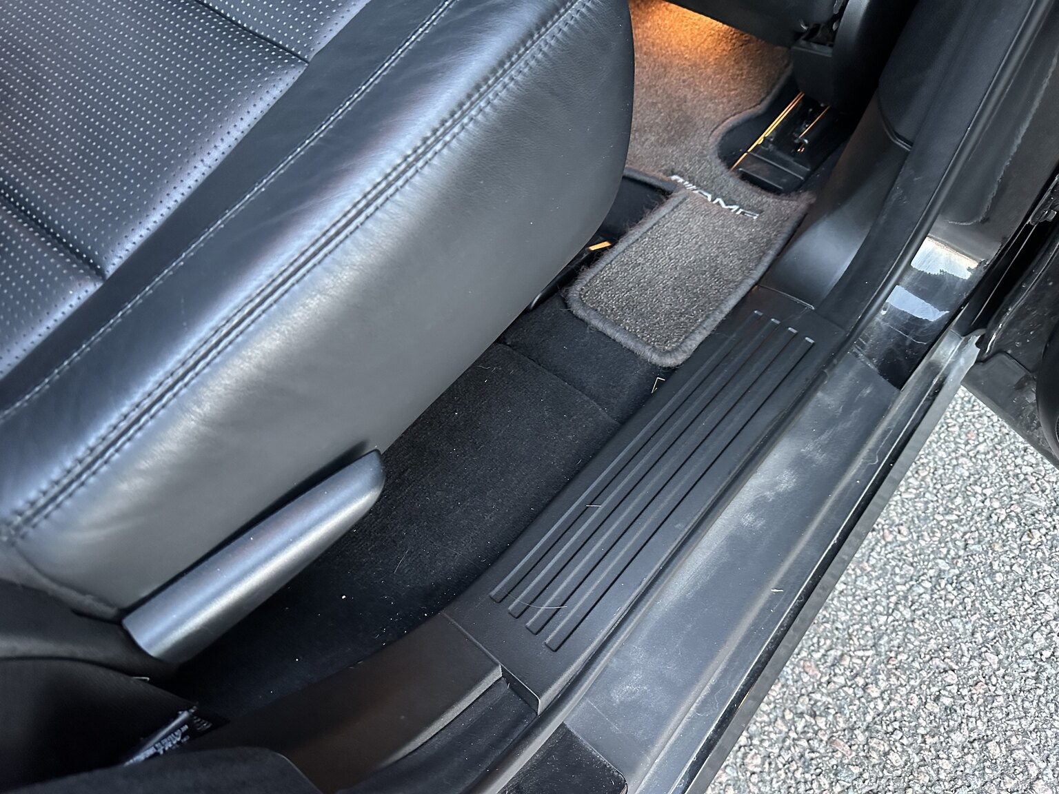 Interiörbild 2007 Mercedes-Benz R63 AMG