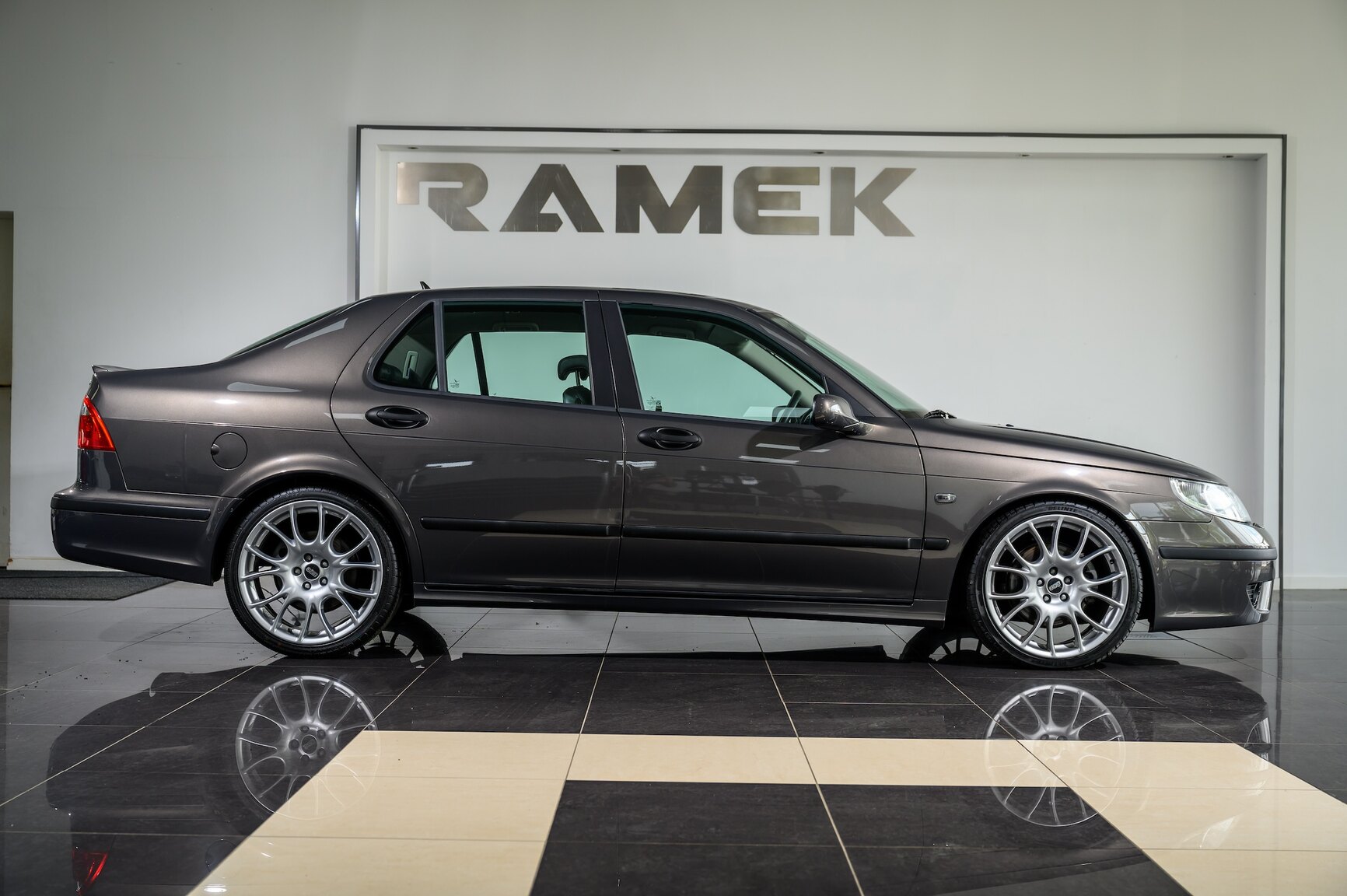 Aussenfoto 2005 SAAB 9-5 Aero (6)