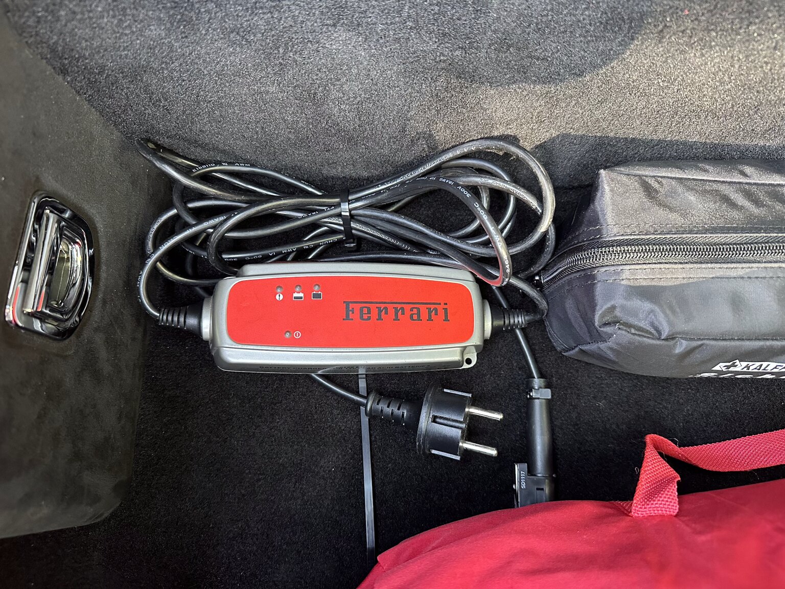 Interiörbild 2013 Ferrari F12 Berlinetta